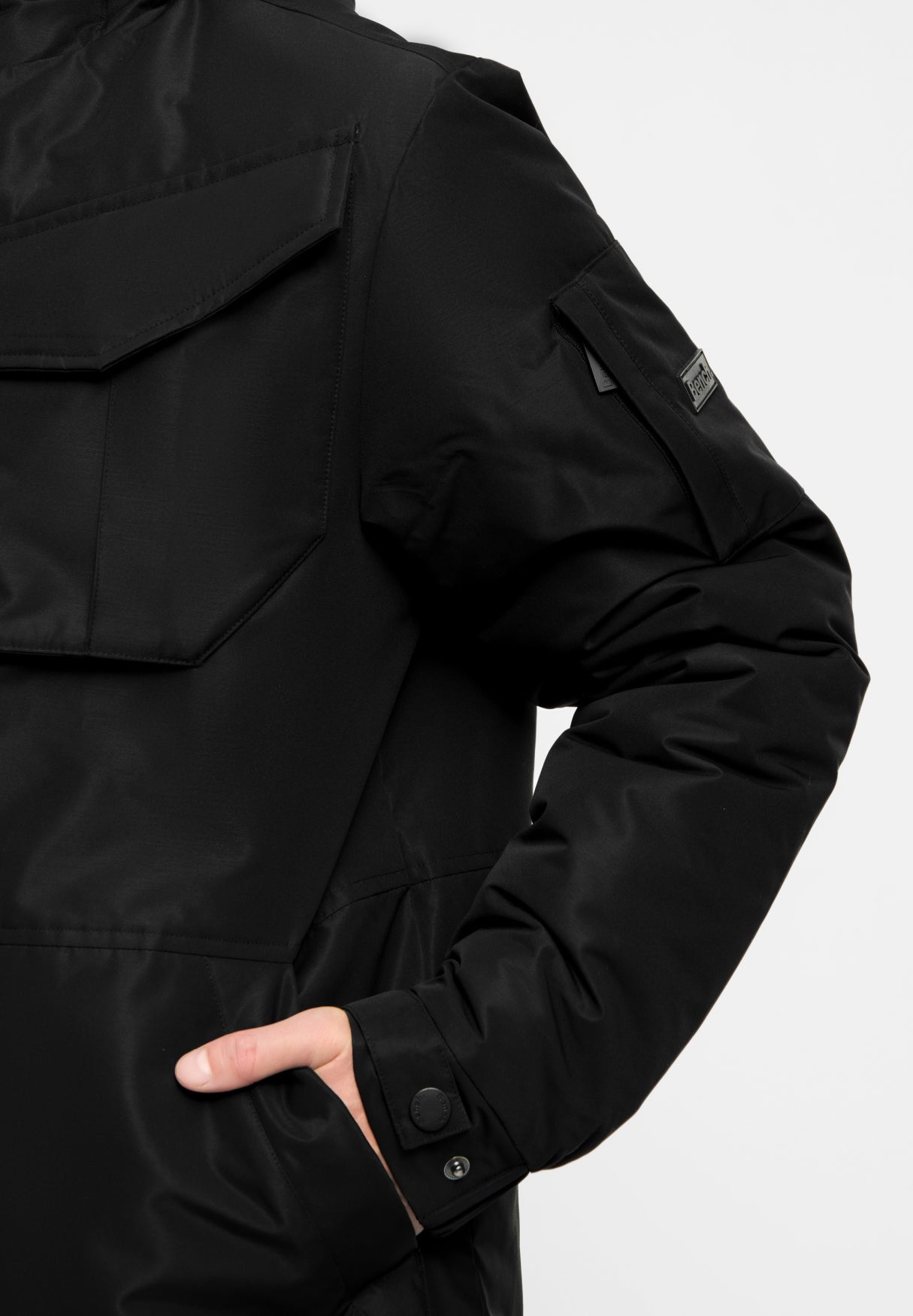 bench-ruetta-jacke-herren-black-winter-kapuze image 4
