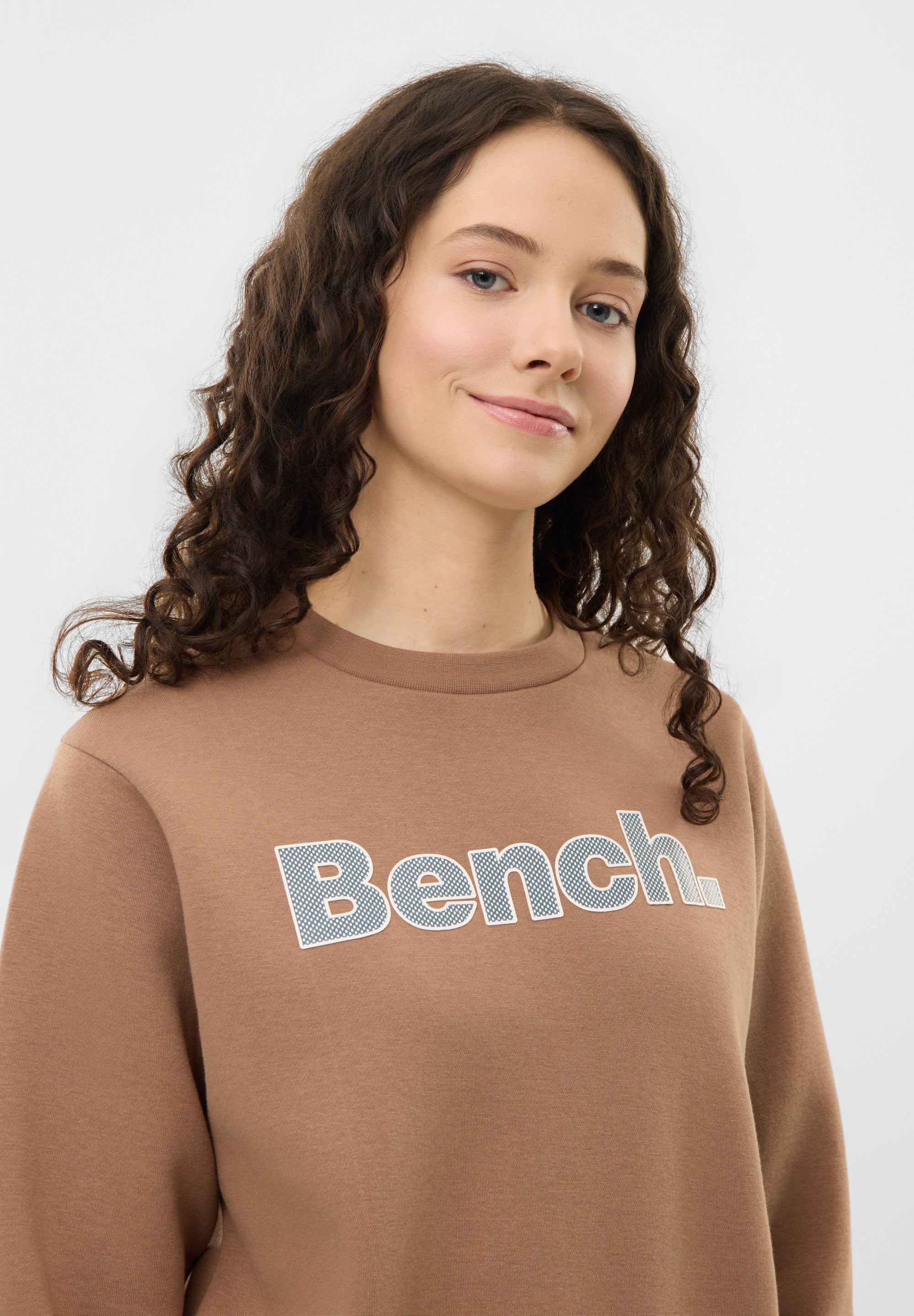bench-raina-damen-sweatshirt-ginger-snap-logo-slim-fit image 4