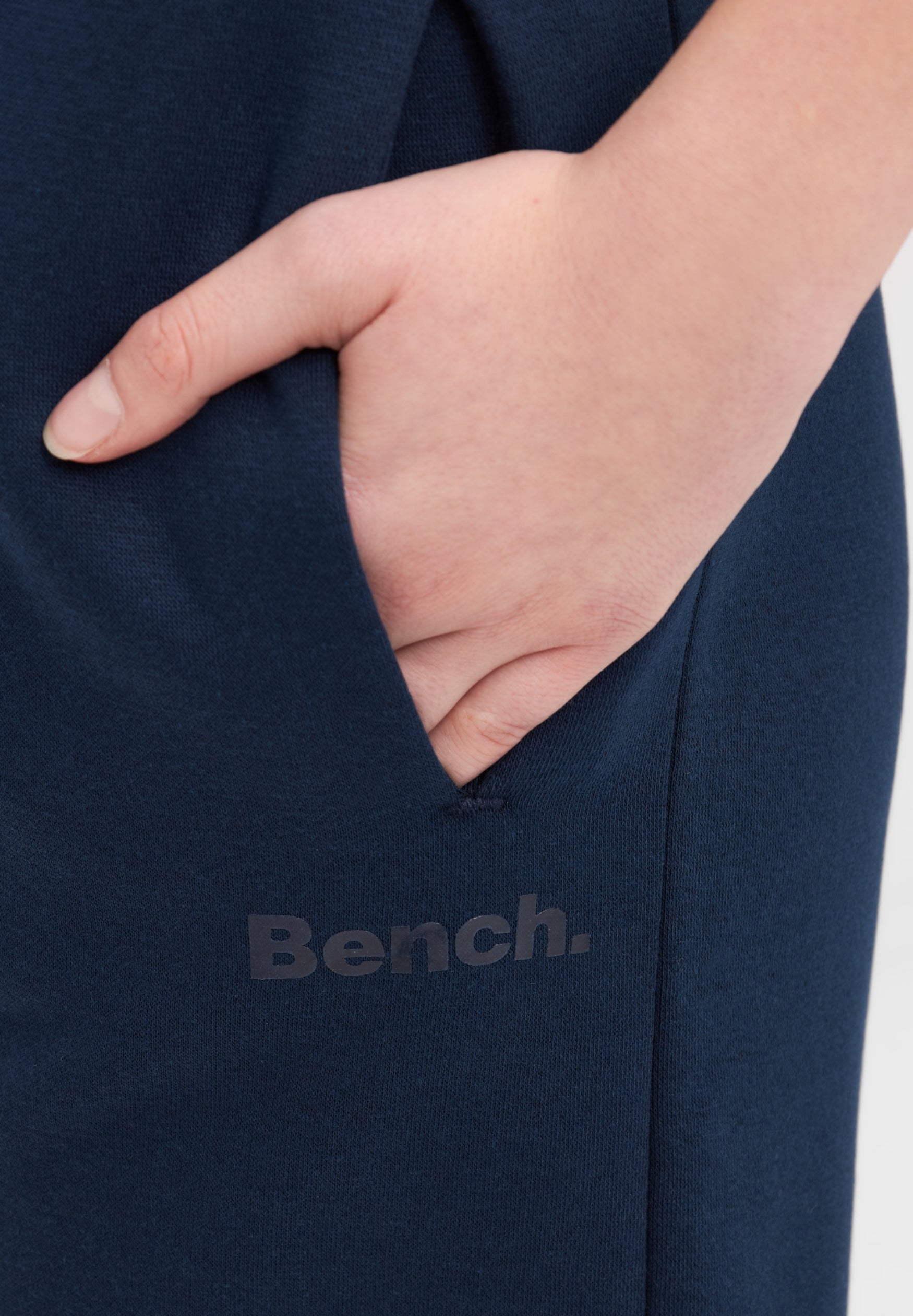 bench-instina-sweatshorts-damen-navy-baumwolle-regular image 4
