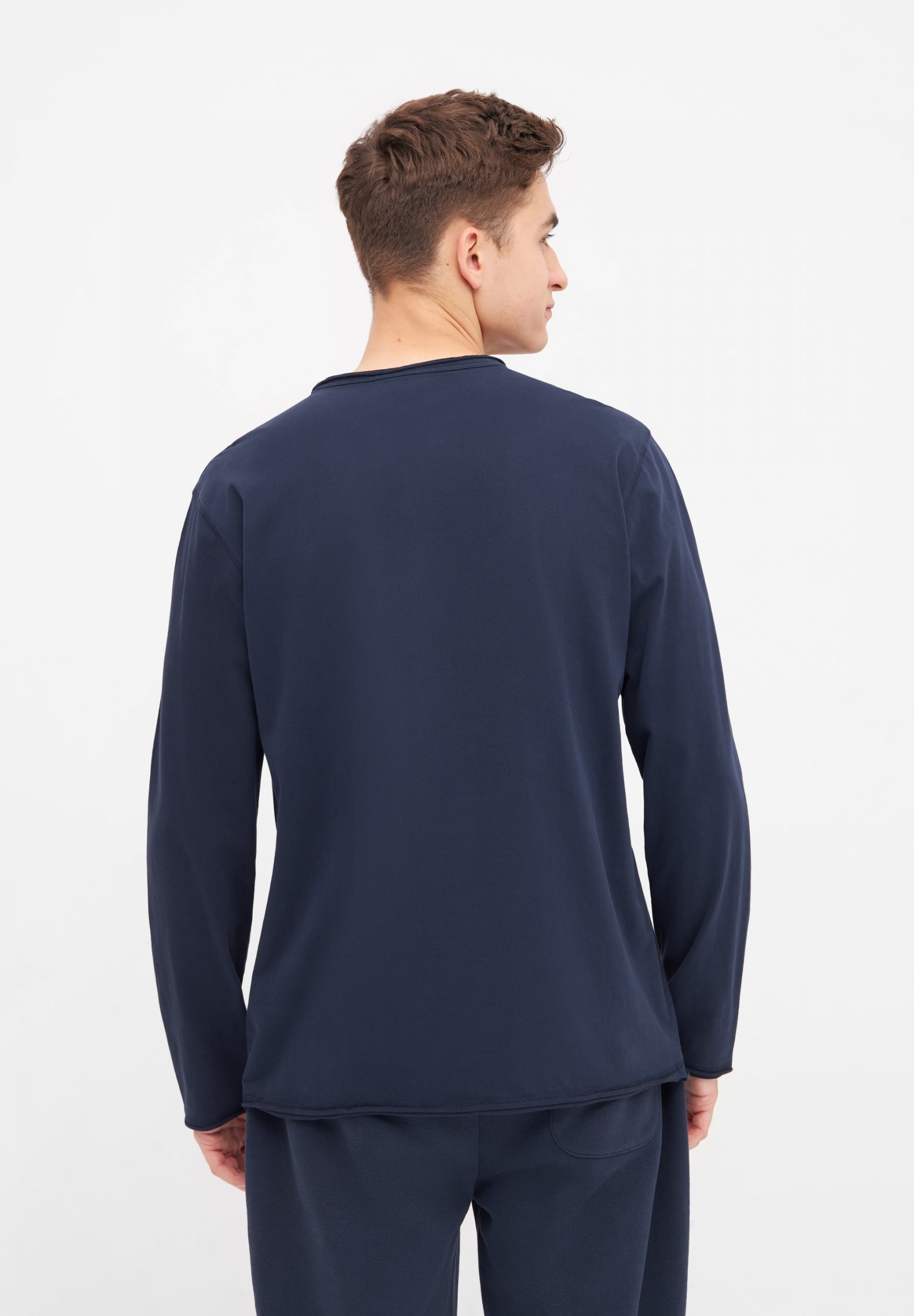 bench-uppsala-longsleeve-herren-blau-v-ausschnitt image 3