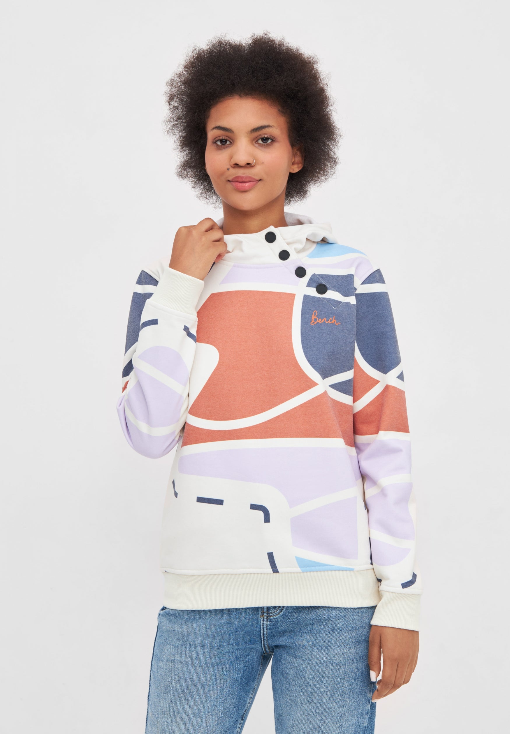 bench-posio-hoodie-damen-regular-fit-mit-kapuze-und-knopfverschluss-an-den-schul image 2