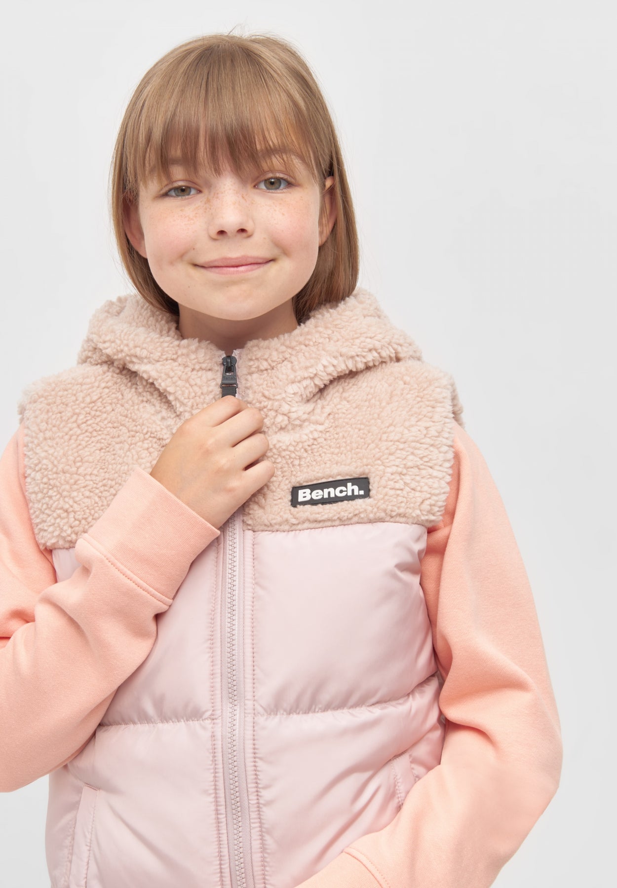 bench-presley-m-dchen-fleece-weste-winter-white-mit-kapuze image 8