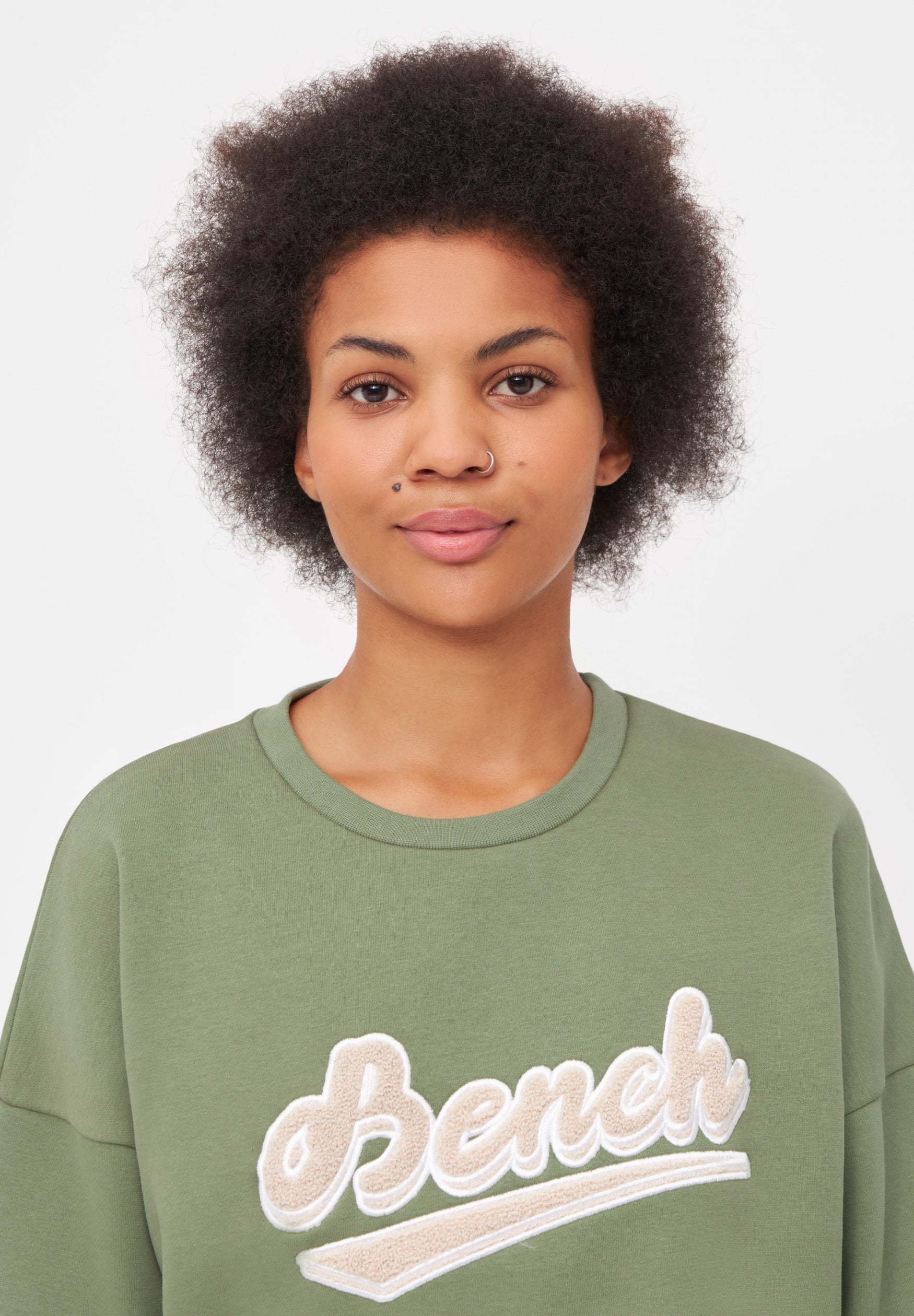 bench-steffi-sweatshirt-damen-soft-khaki-college image 4