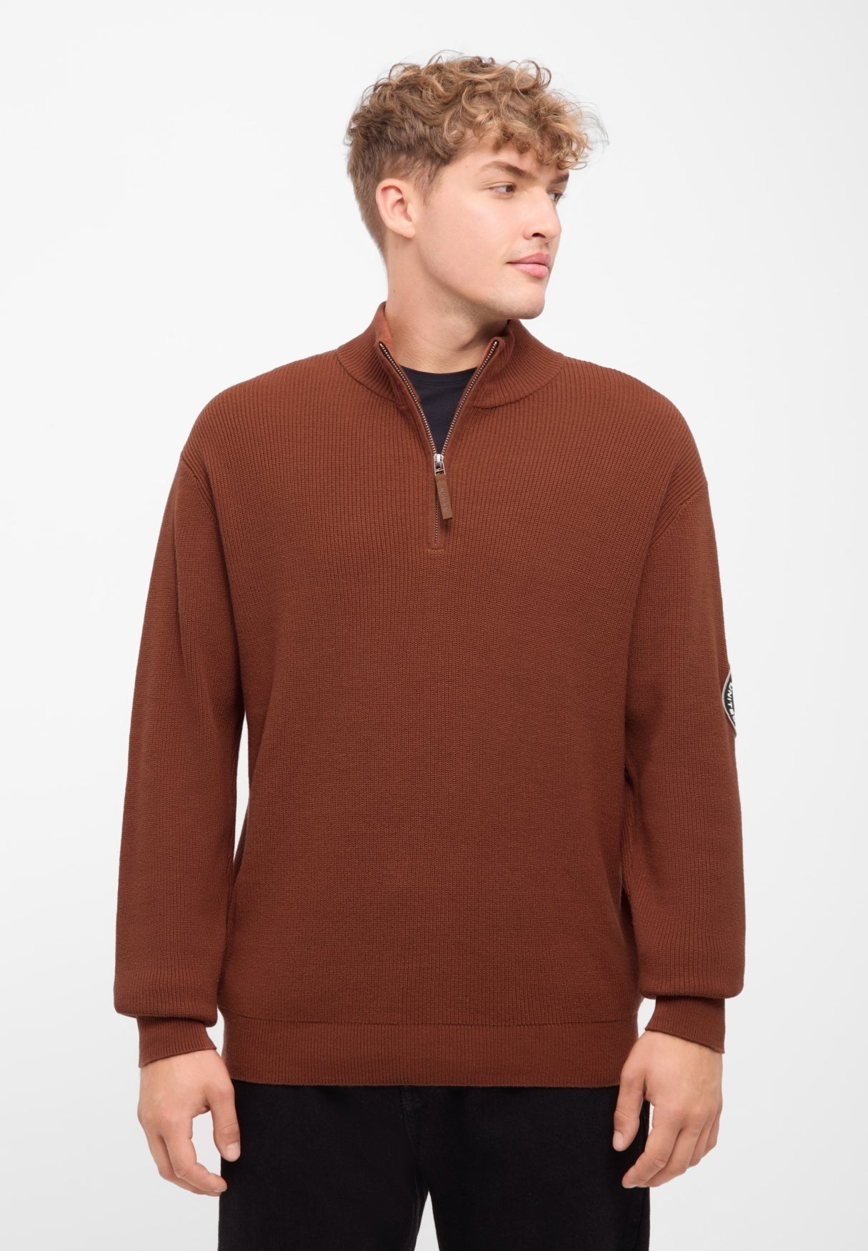 bench-alvar-herren-strickpullover-rustic-brown-viertelzip image 2