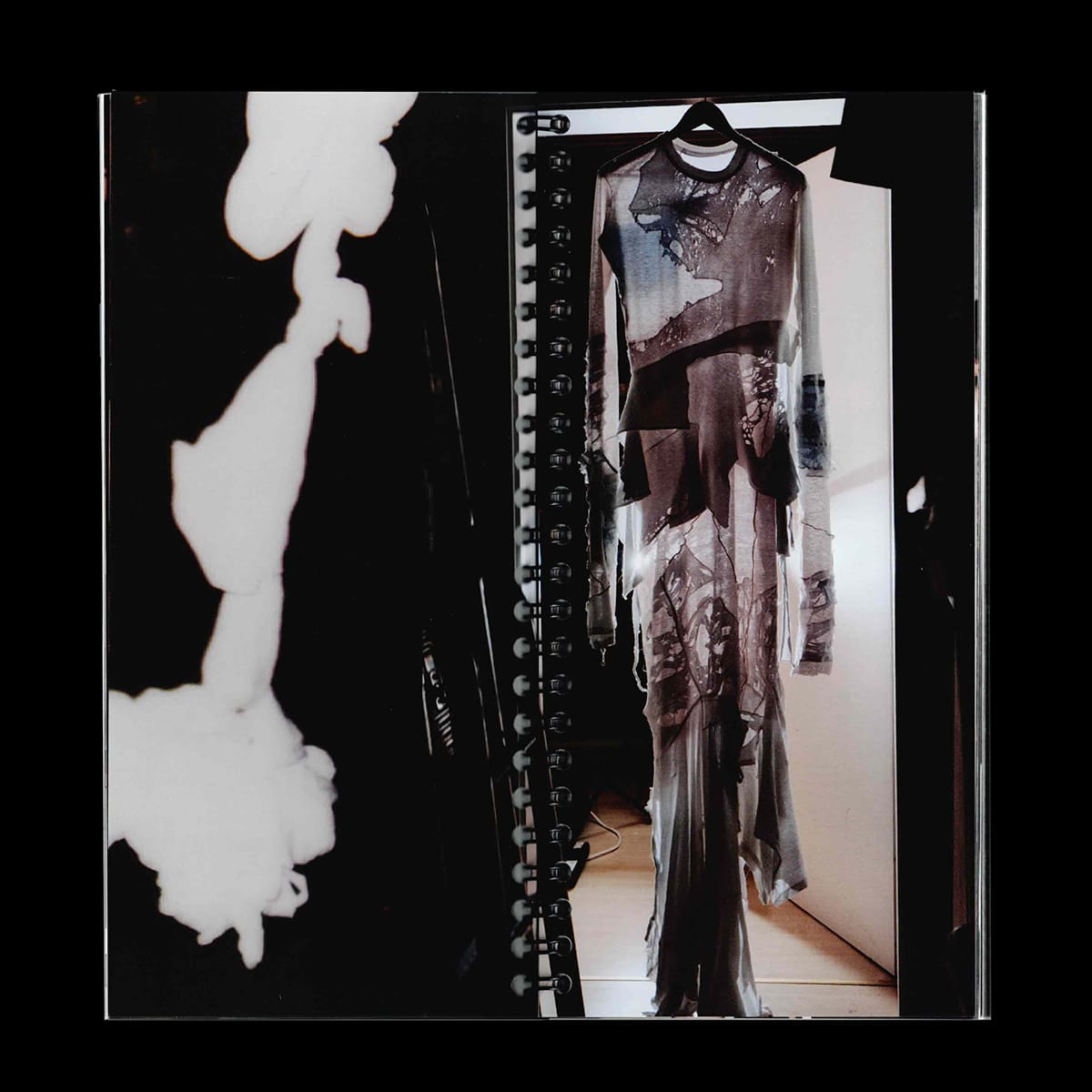 milk-of-lime-accessories-to-the-hands-buch-bildband image 5