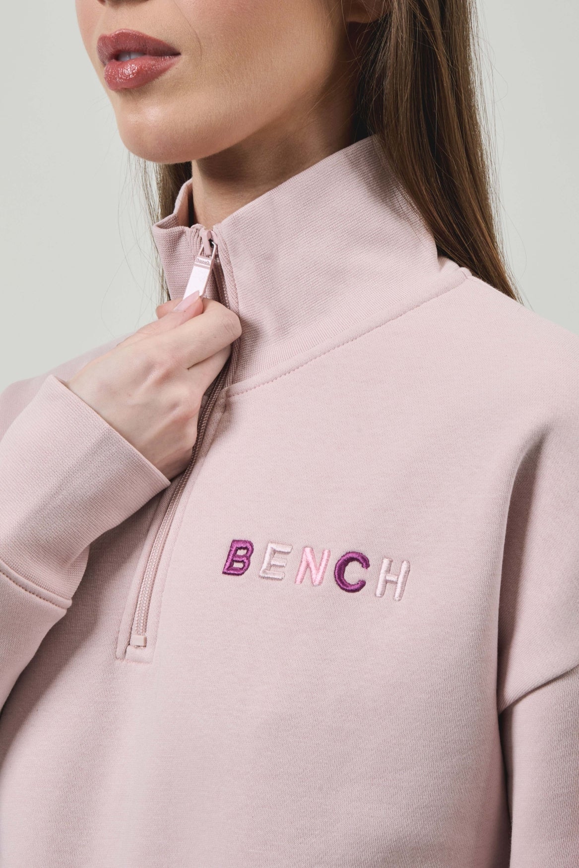 bench-huntley-damen-halfzip-sweater-dusky-rose-logo image 4