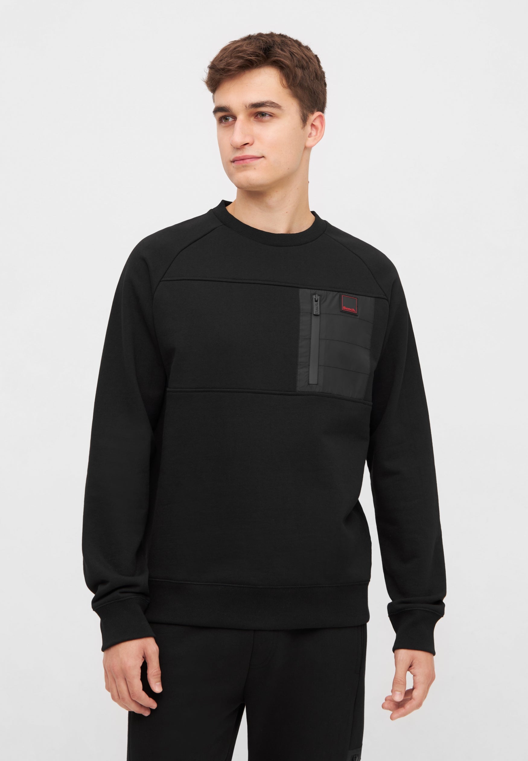 bench-marton-sweatshirt-herren-black-brusttasche image 2