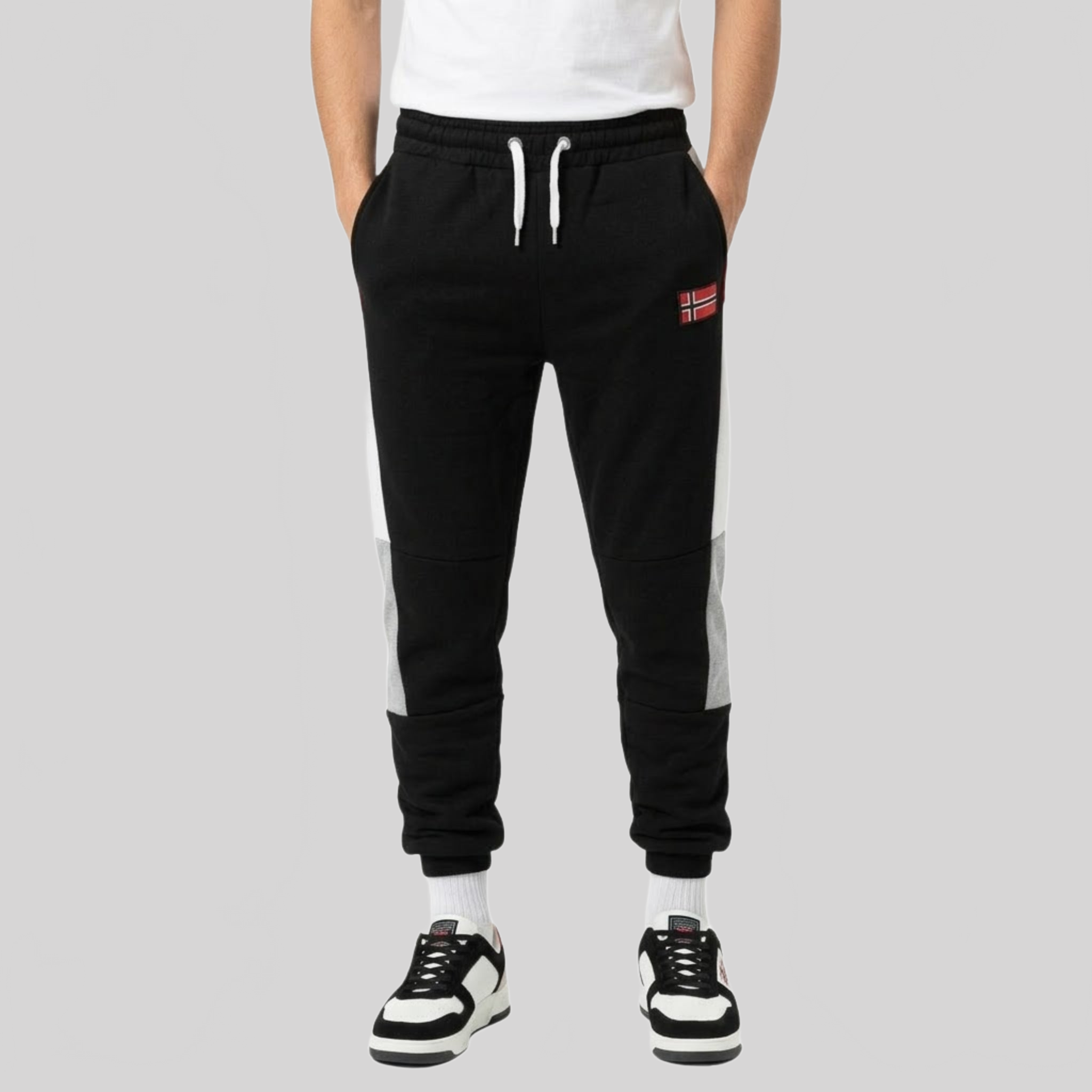 geographical-norway-molem-herren-jogginghose-sweathose-schwarz-mit-streifen image 1