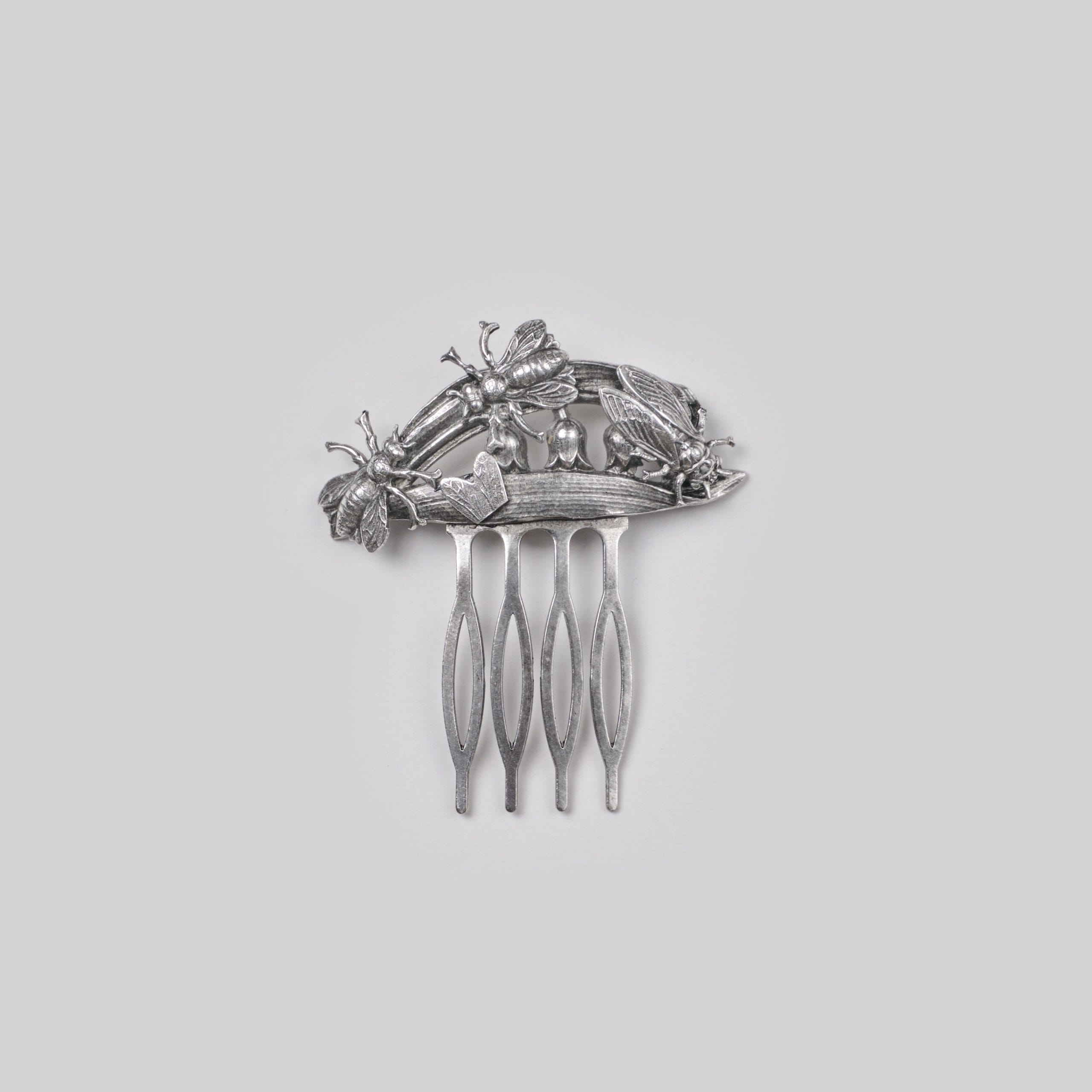 milk-of-lime-accessories-vanitas-hairpin-haarspange-gothic image 1