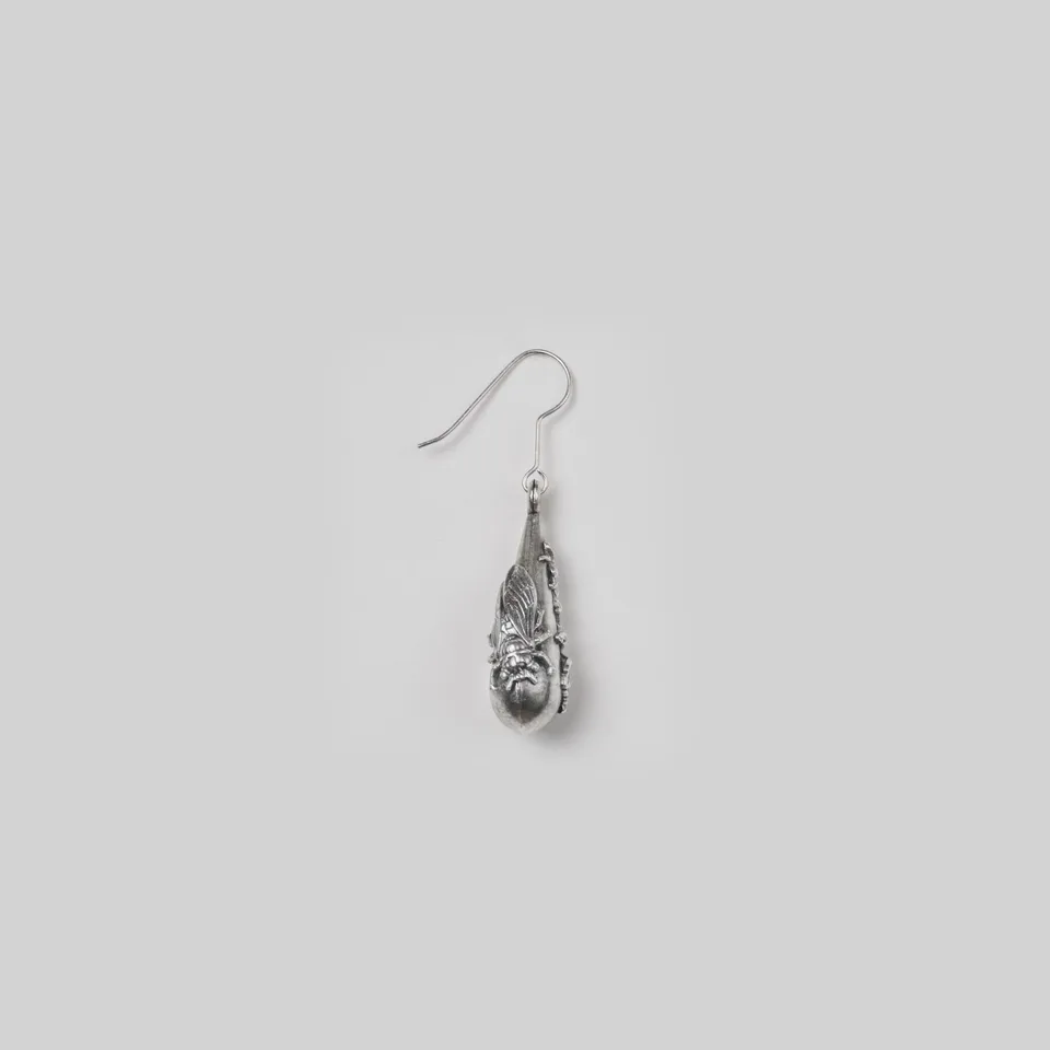 milk-of-lime-accessories-drop-earring image 1