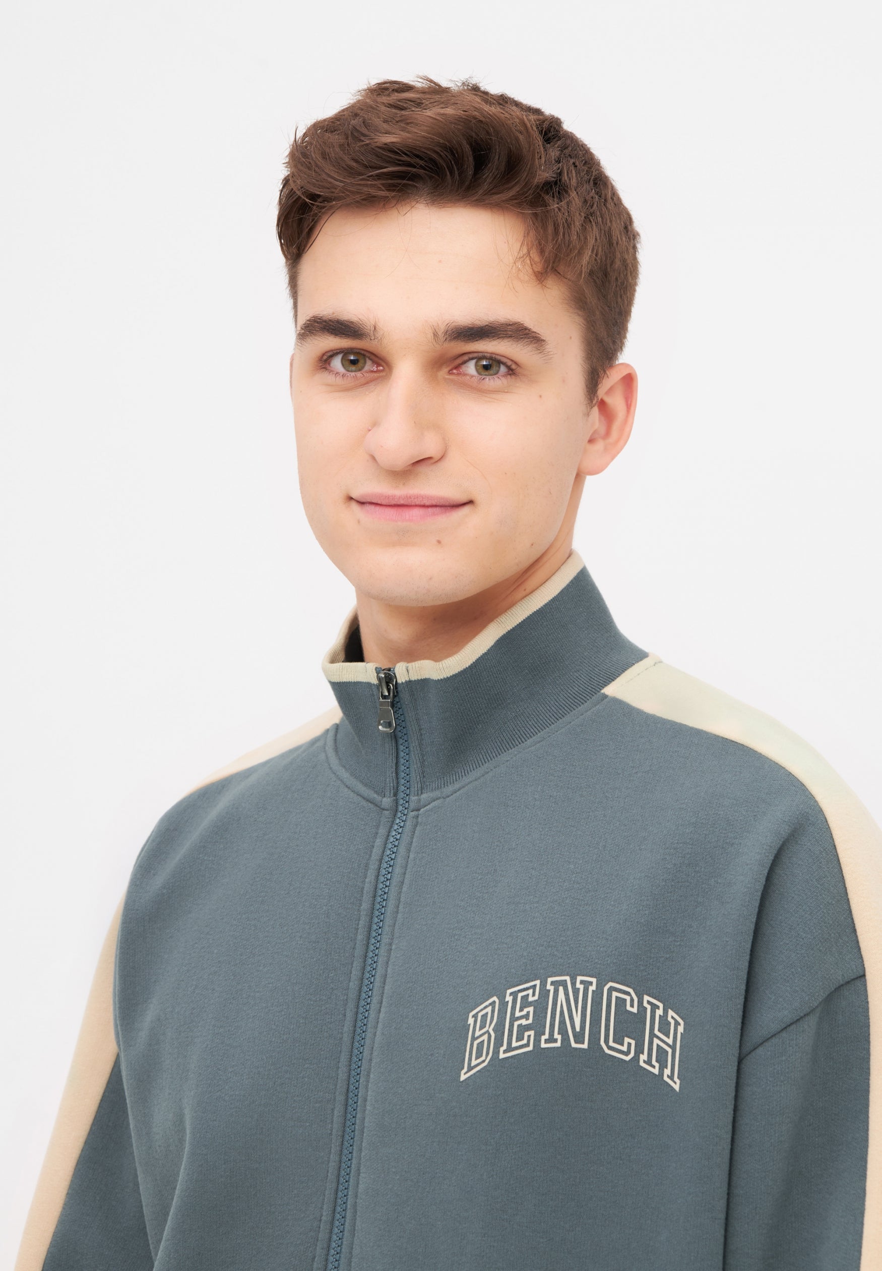 bench-laholm-sweatjacke-herren-dark-slate-regular-fit image 4