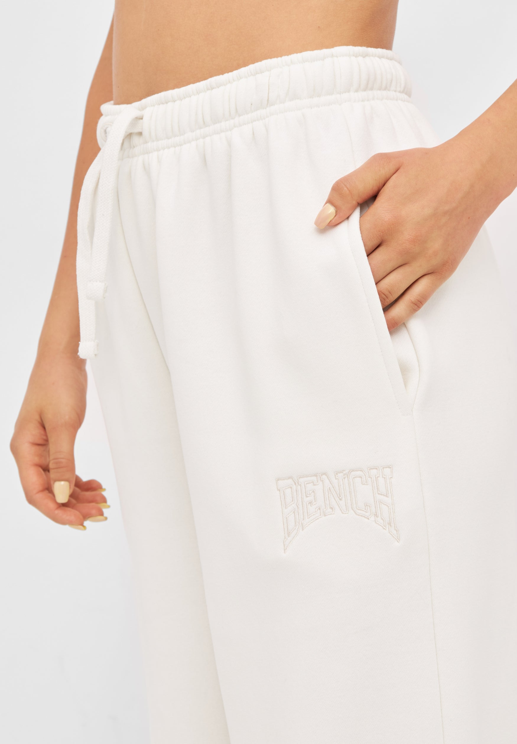 bench-aquila-hose-damen-winter-white-mit-schlag image 7