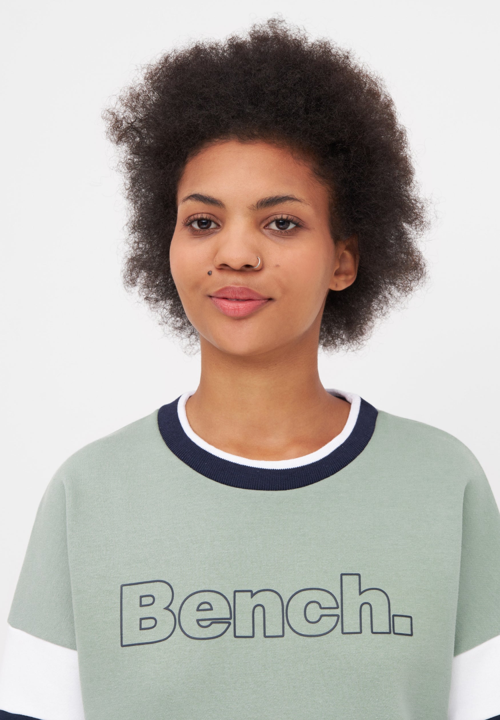 bench-sweatshirts-hendra-pullover-navy-retro-damen image 8