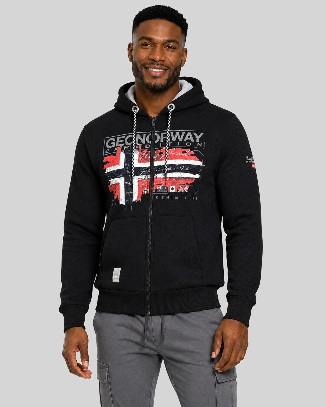 geographical-norway-grusty-herren-hoodie-hellgrau-print image 6