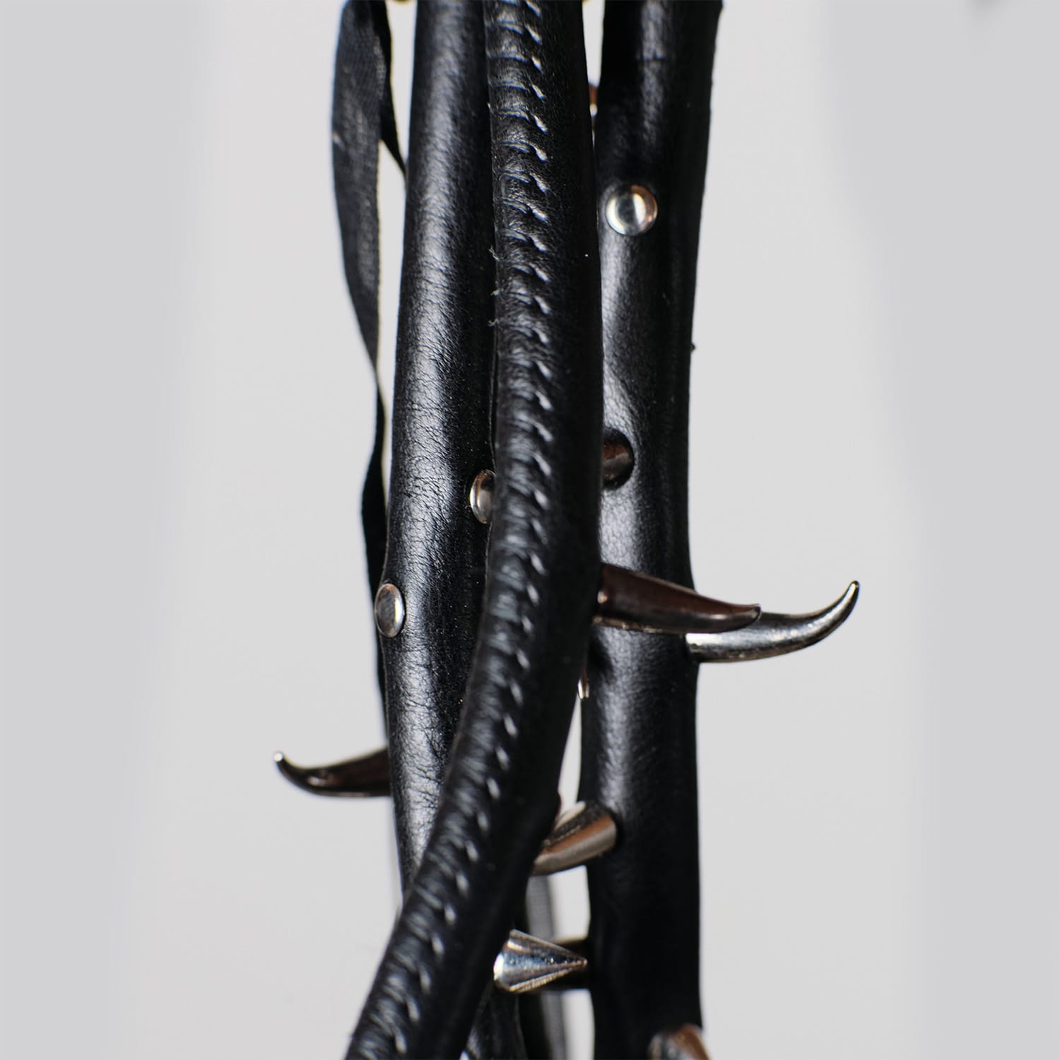 milk-of-lime-leather-bouquet-lederstrau-made-to-order image 4