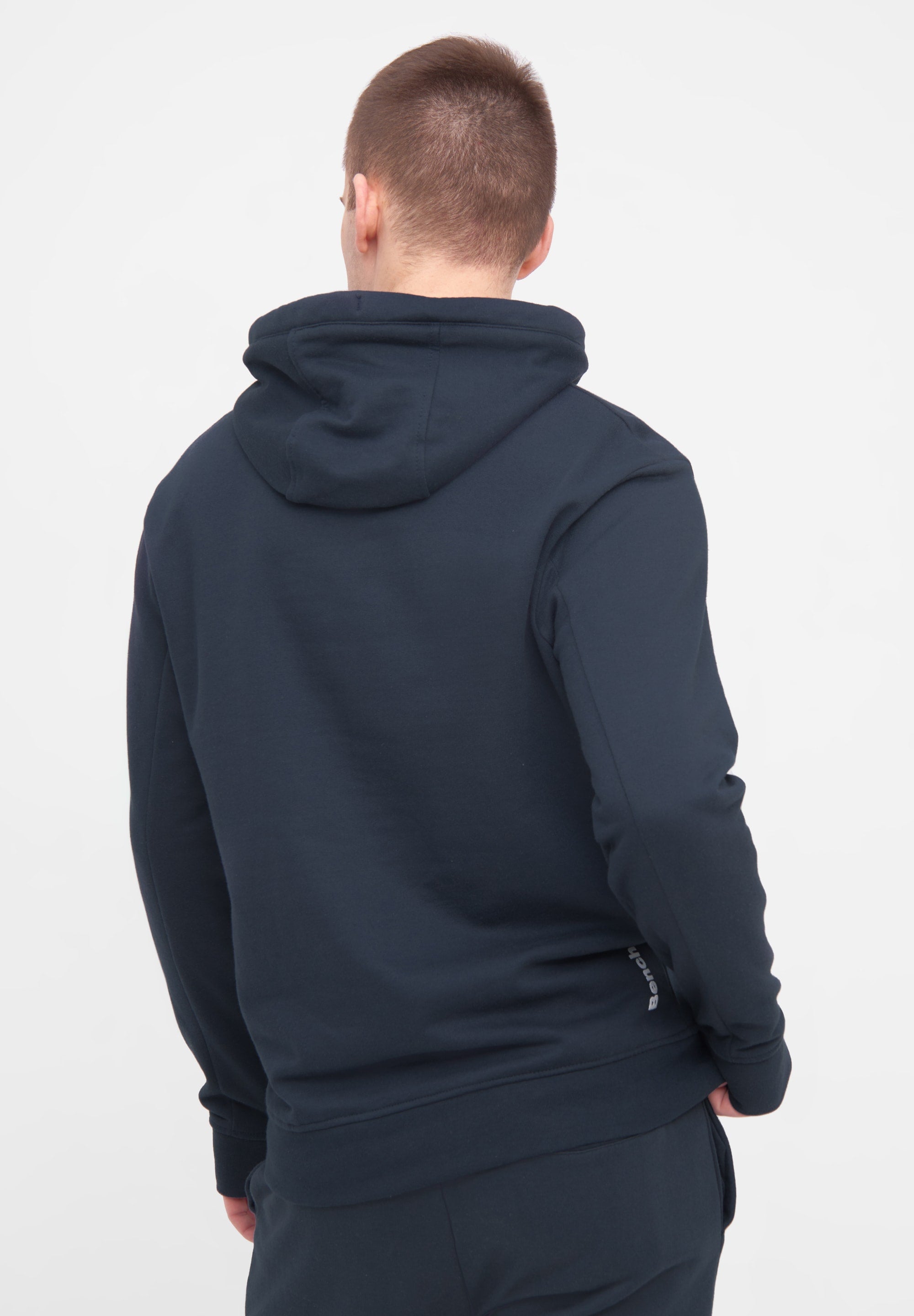 bench-skinner-hoodie-herren-schwarz-kapuzenpullover-schmal image 7
