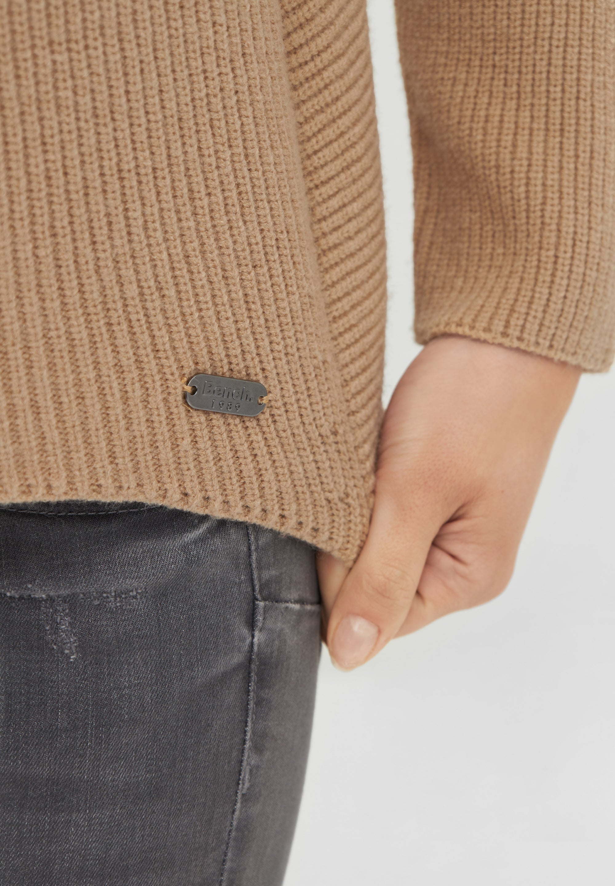 bench-kiruna-strickpullover-damen-schwarz-rundhals-regular image 8