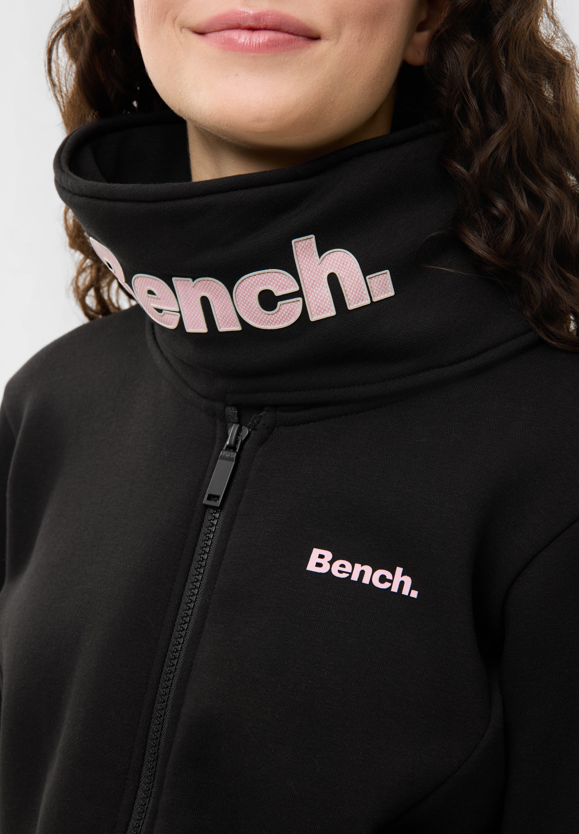 bench-haylo-sweatjacke-damen-black-slim-fit image 5
