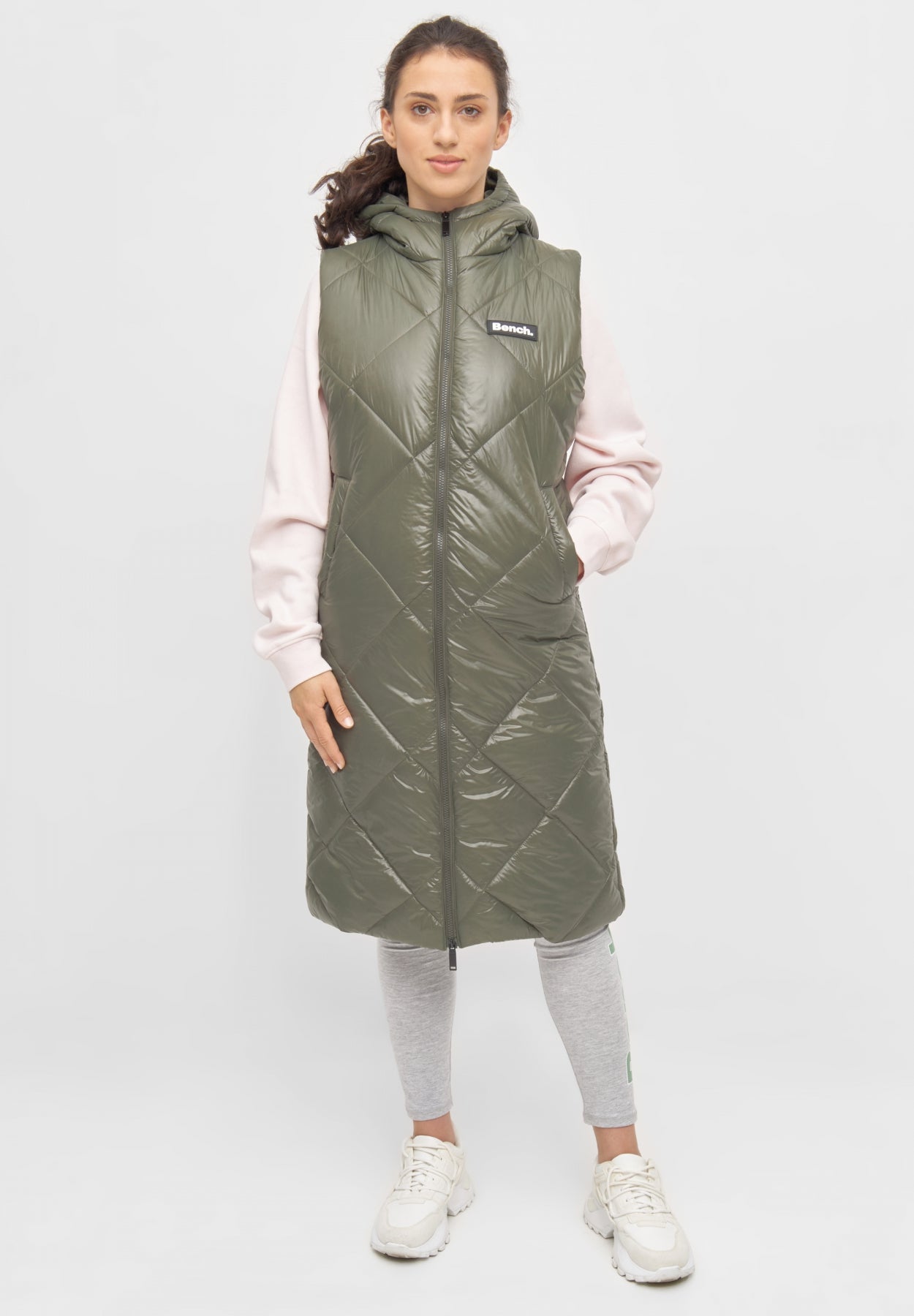 bench-nakiyah-steppweste-damen-khaki-mit-kapuze image 6