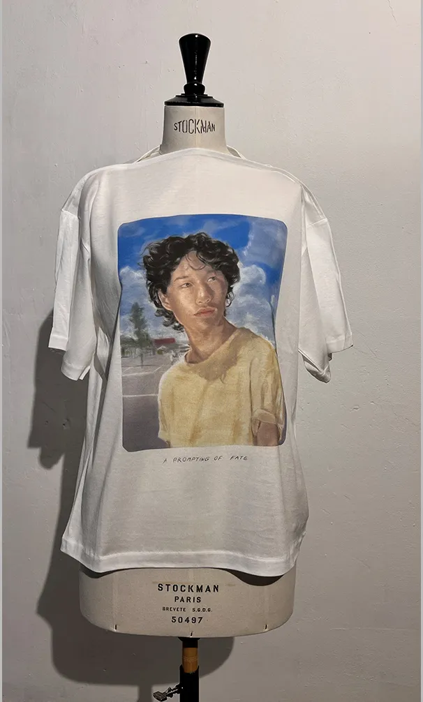 wendy-jim-a-prompting-of-fate-t-shirt-mit-print image 1
