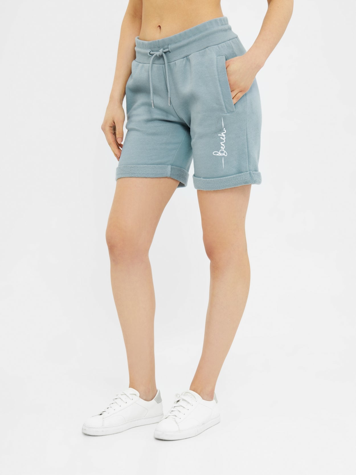 bench-madelyn-shorts-damen-recycelte-baumwolle-mintblue image 2