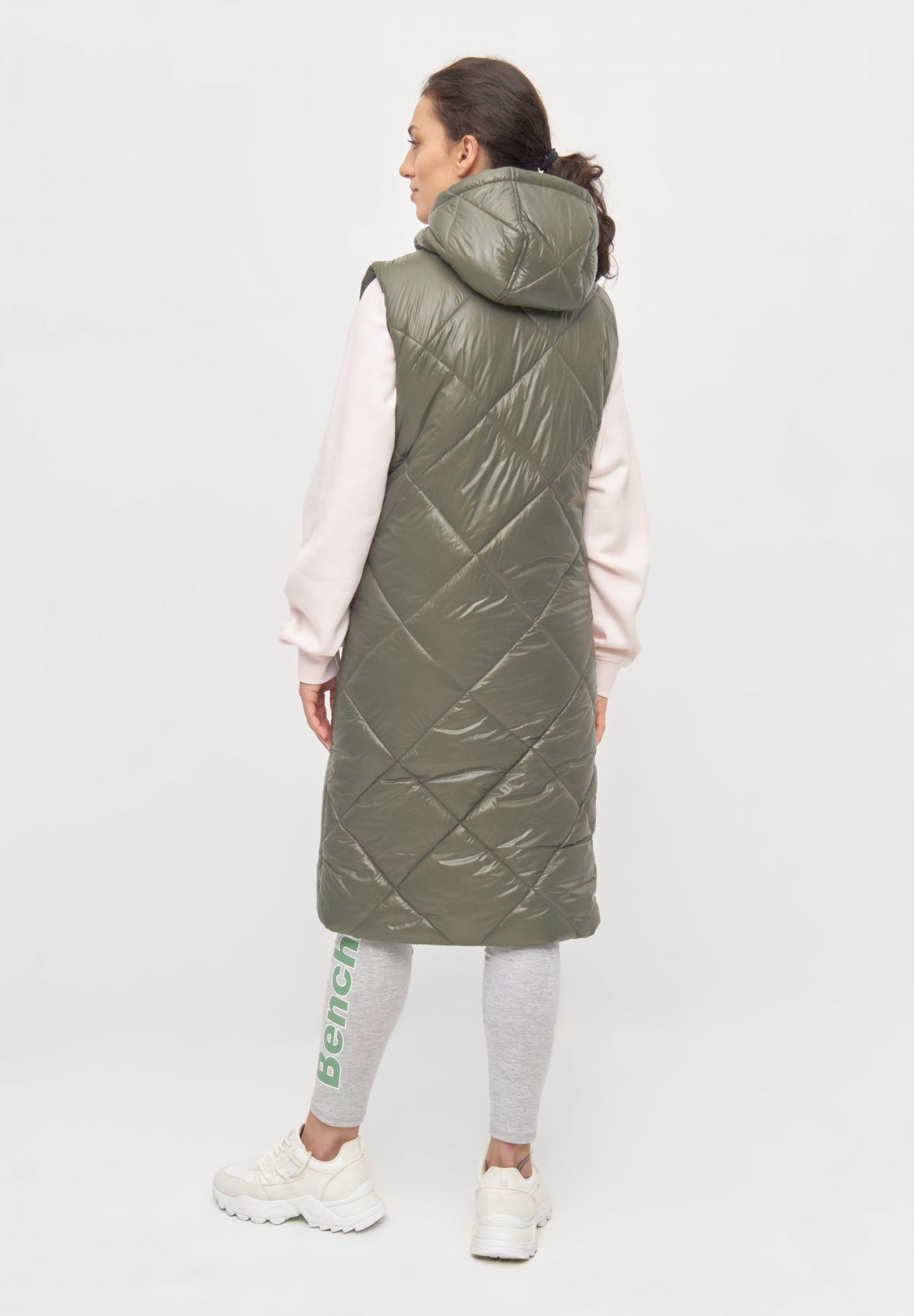 bench-nakiyah-steppweste-damen-khaki-mit-kapuze image 7