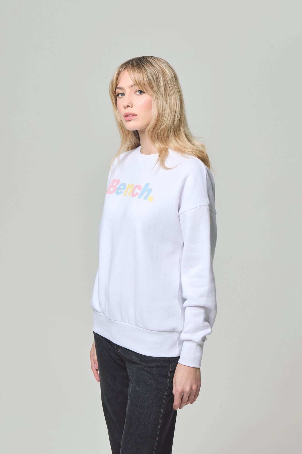 bench-kaufa-sweatshirt-damen-regular-fit-rundhals-in-wei-navy-oder-light-sage image 5