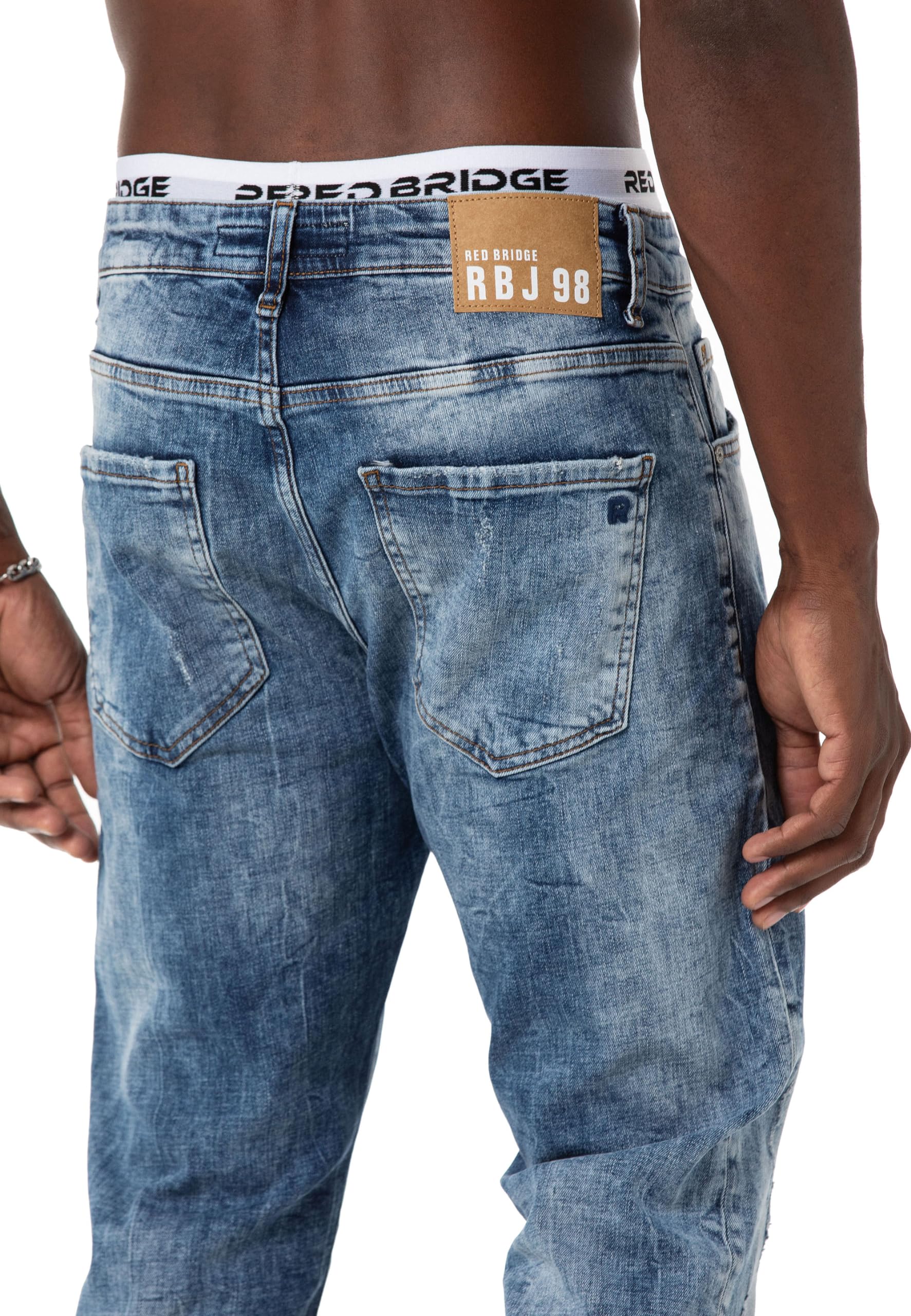 redbridge-m4324-jeans-herren-antifit-blau-36w-34l-destroyed image 4