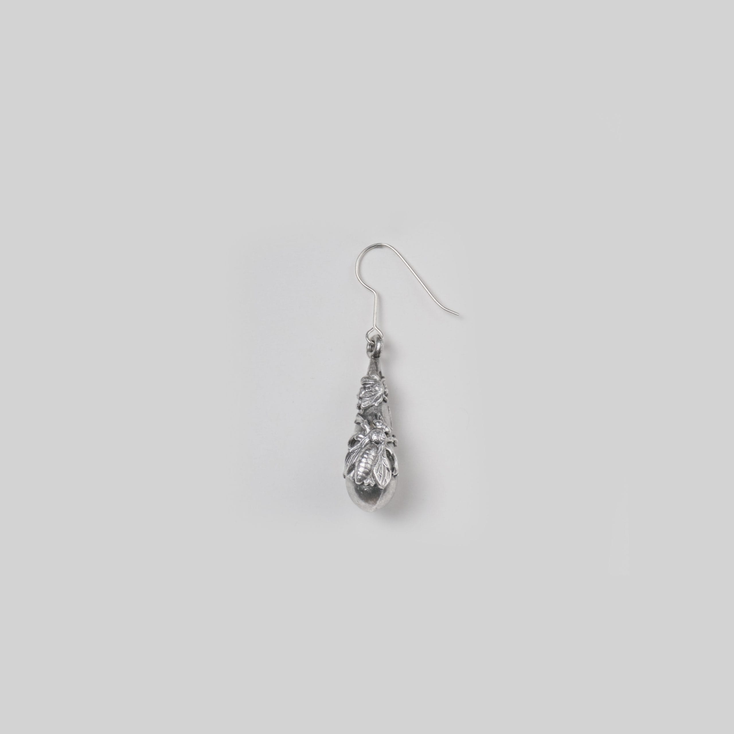 milk-of-lime-accessories-drop-earring image 3