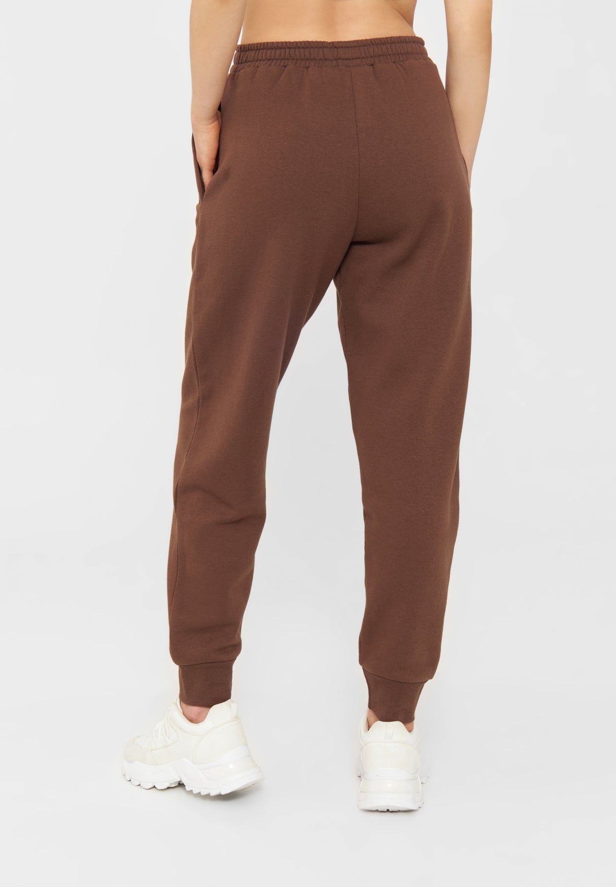 bench-diya-damen-jogginghose-chocolate-recycelt image 3