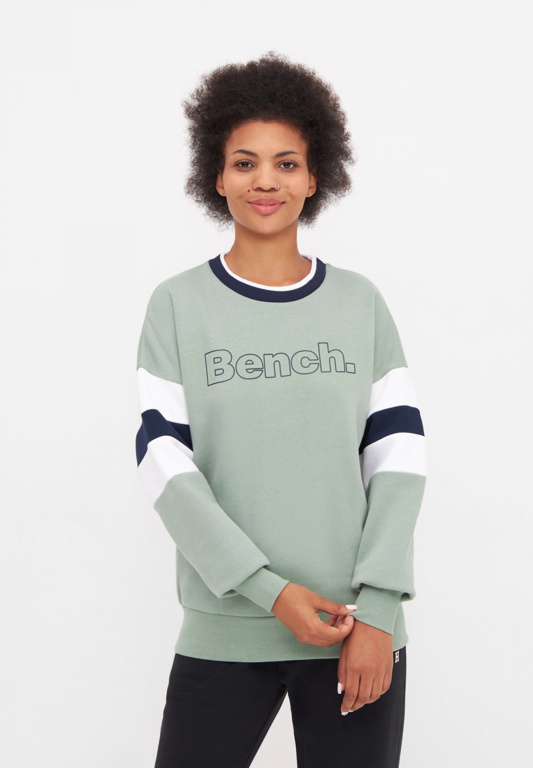 bench-sweatshirts-hendra-pullover-navy-retro-damen image 6