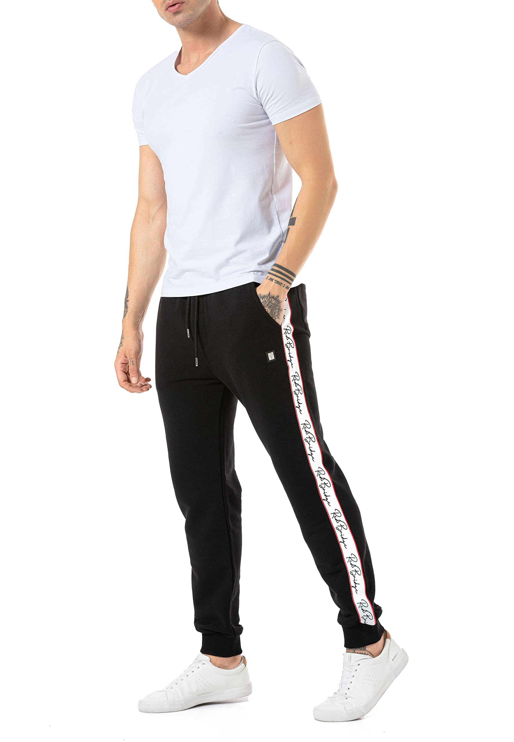 redbridge-hosen-jogginghose-sweatpants-schwarz-l-mit-streifen image 2