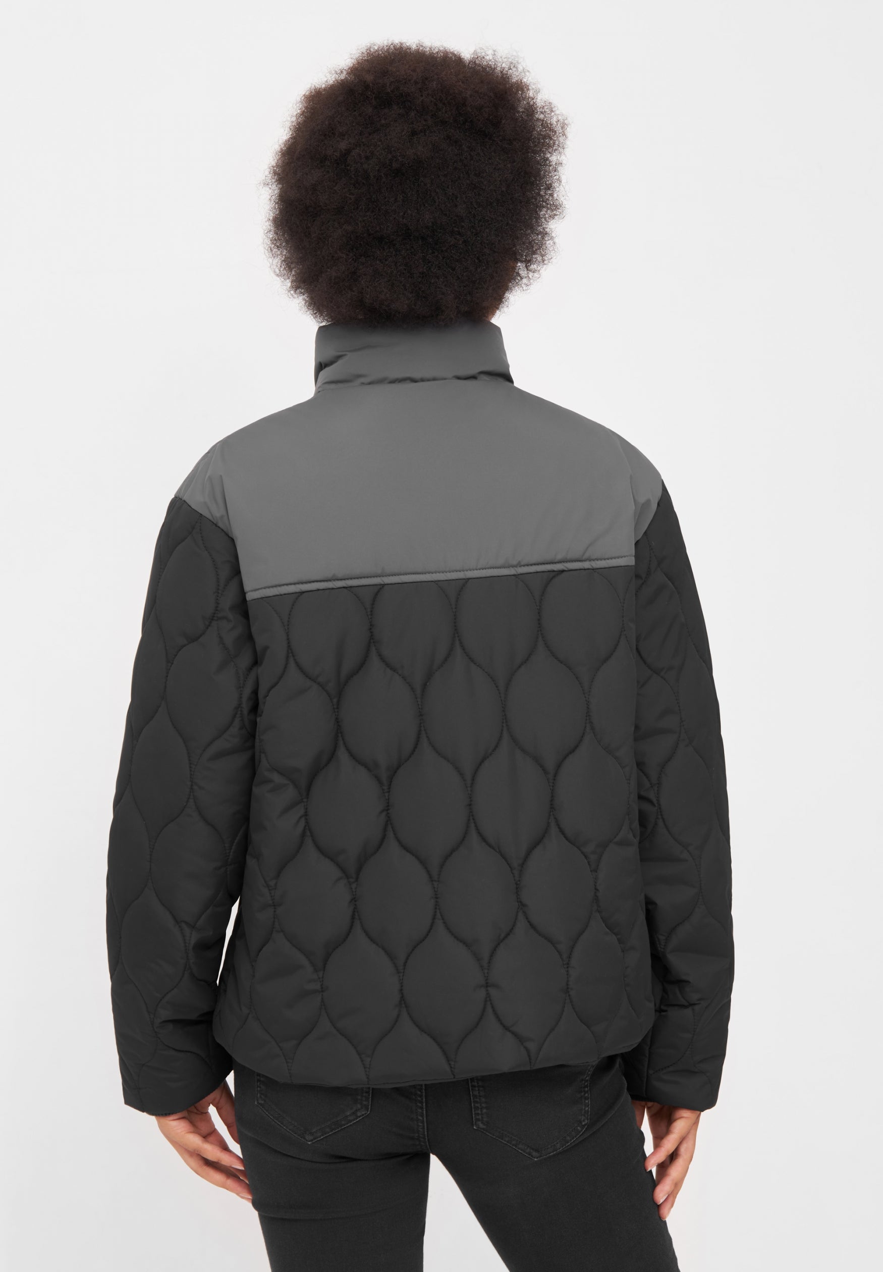 bench-jorgia-puffer-jacke-damen-black-leicht-polyester image 3