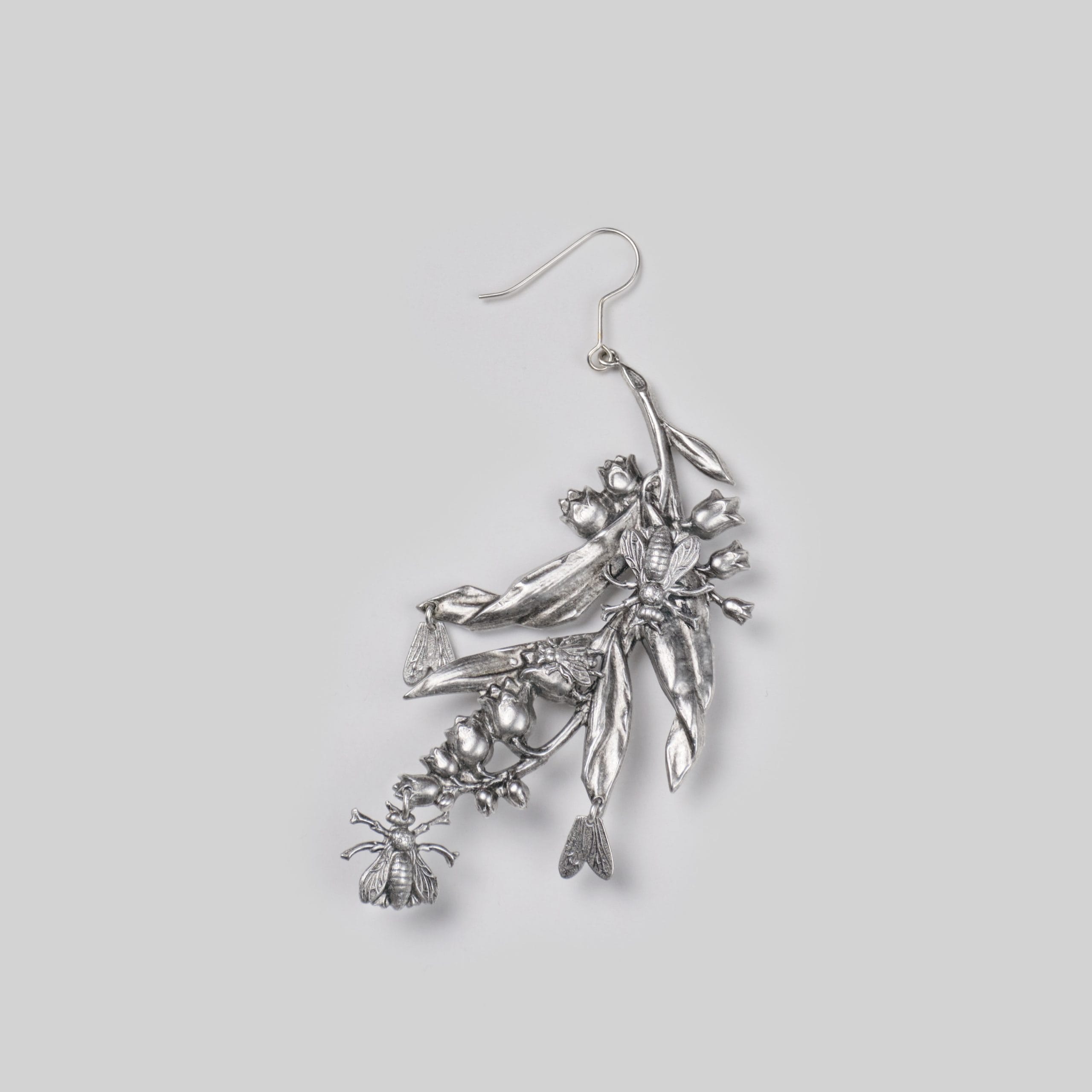 milk-of-lime-vanitas-earring-ohrring-schwarz image 1