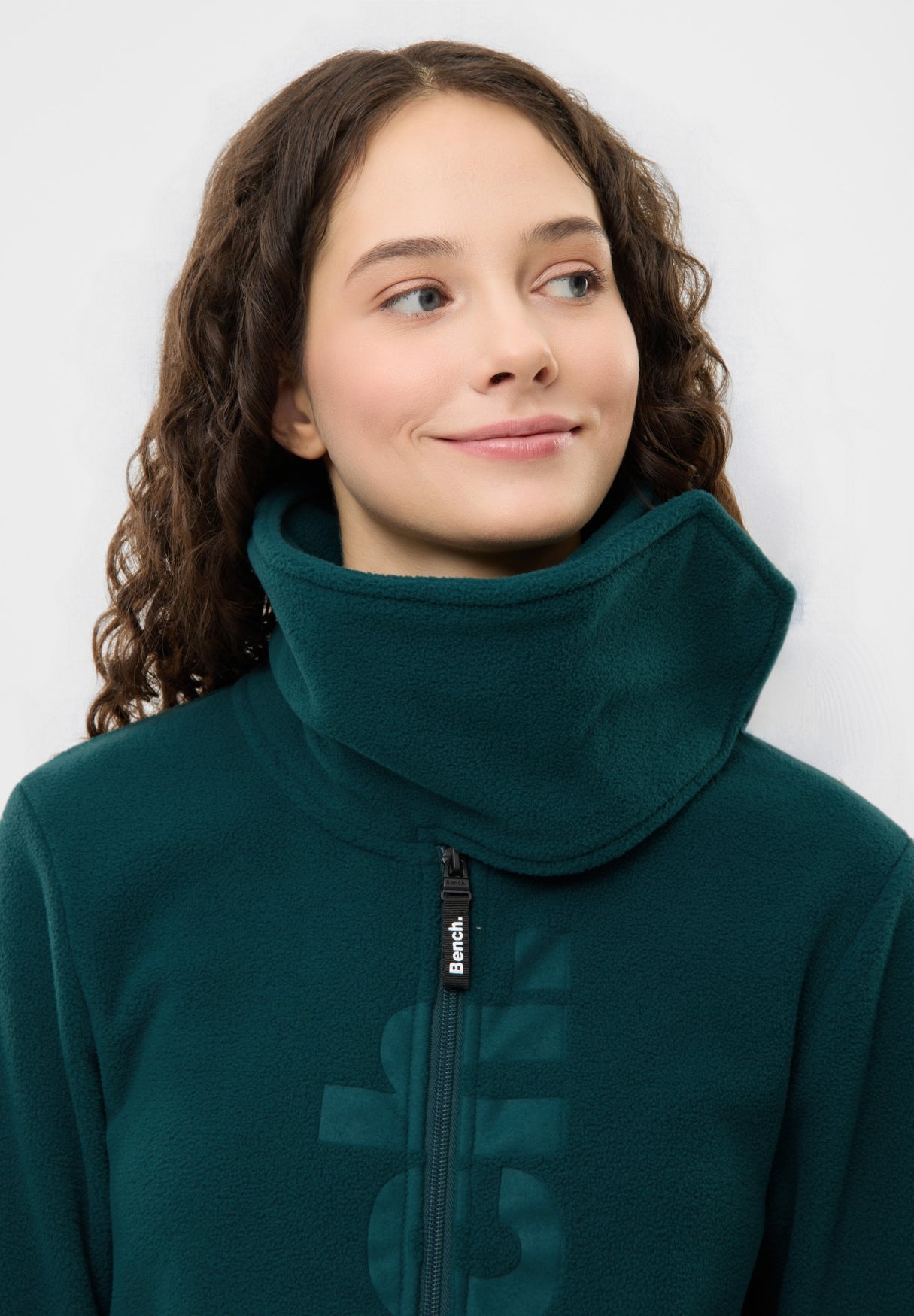 bench-finish-sweatshirt-fleecejacke-damen-navy-slim-fit image 4