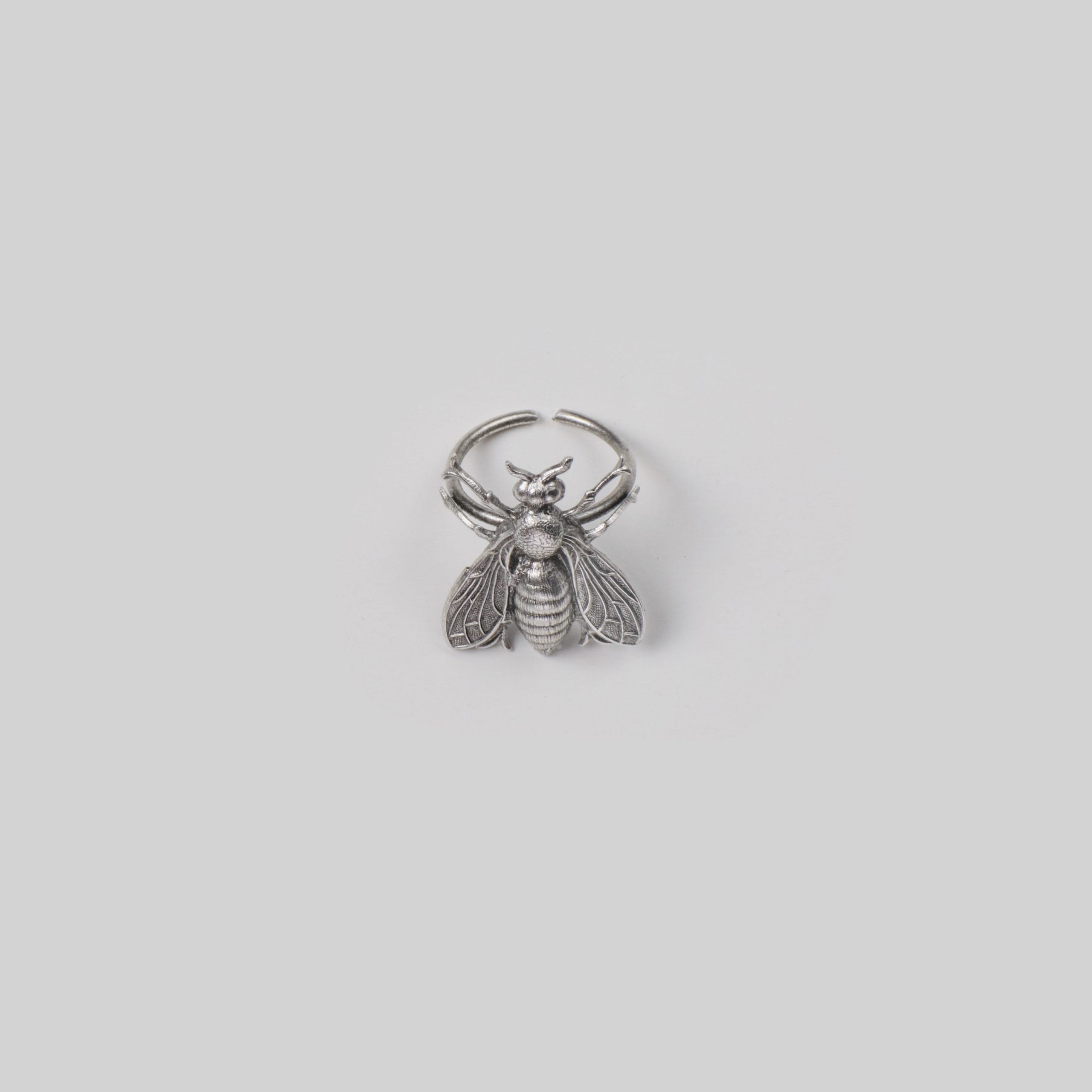 milk-of-lime-pollination-ring-statement-fingerring image 1