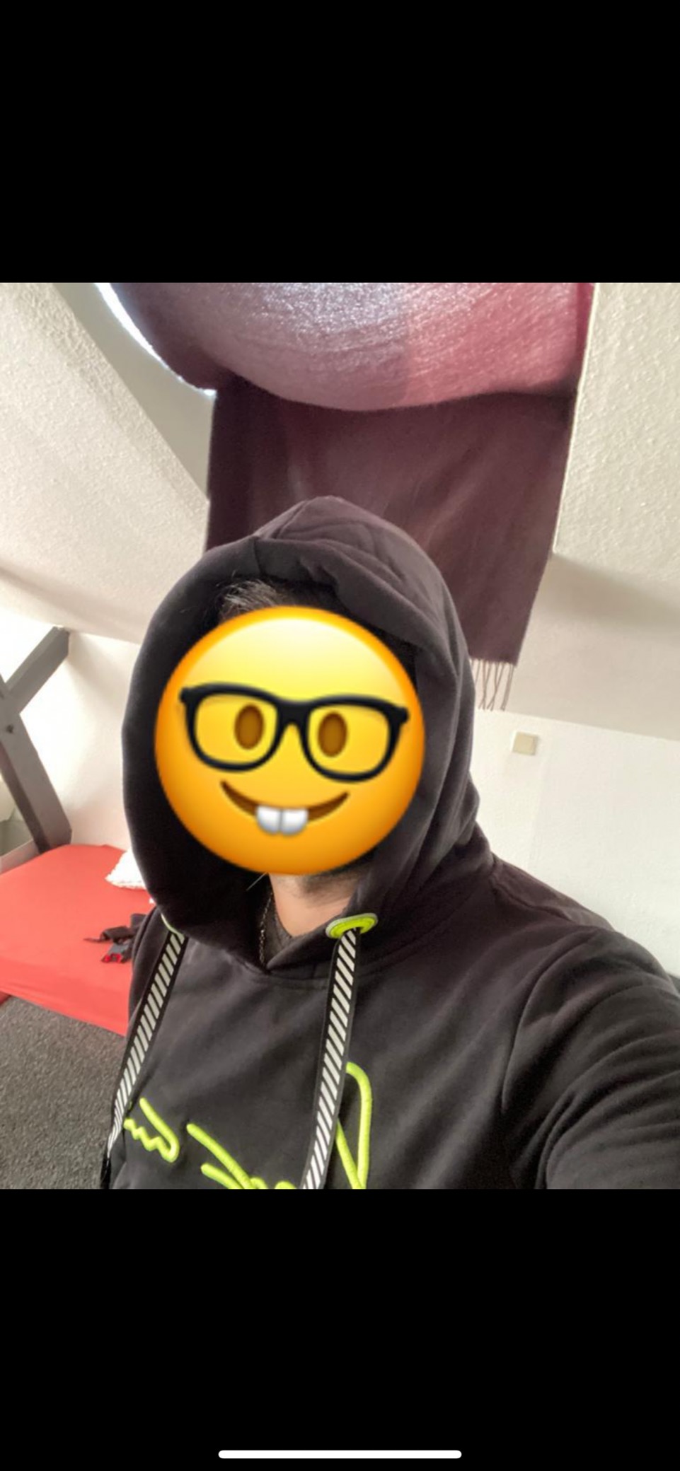 Fällt positiv auf