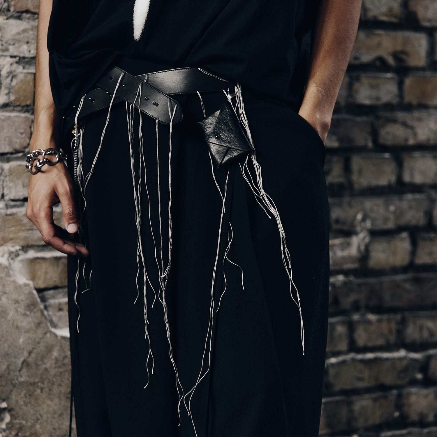 milk-of-lime-accessories-silver-threads-belt-g-rtel-silber image 3