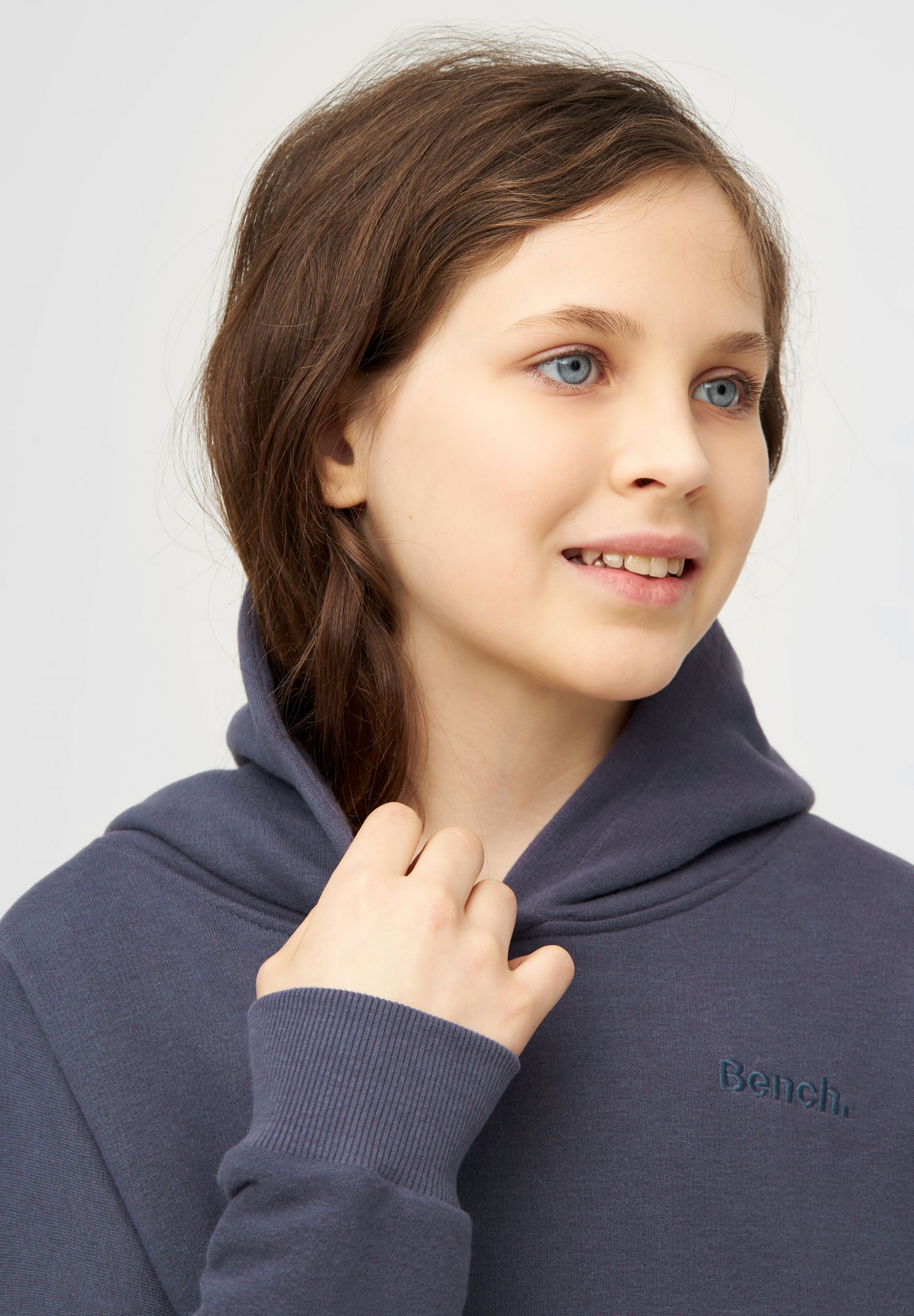 bench-sweatshirts-ablona-g-hoodie-grau-cropped-m-dchen image 4