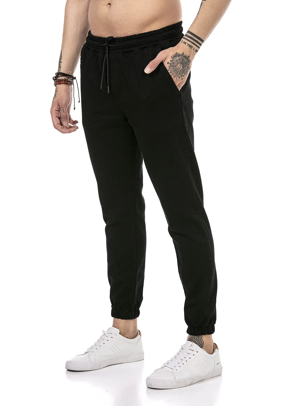 redbridge-hose-herren-chino-jogger-schwarz-freizeithose image 1