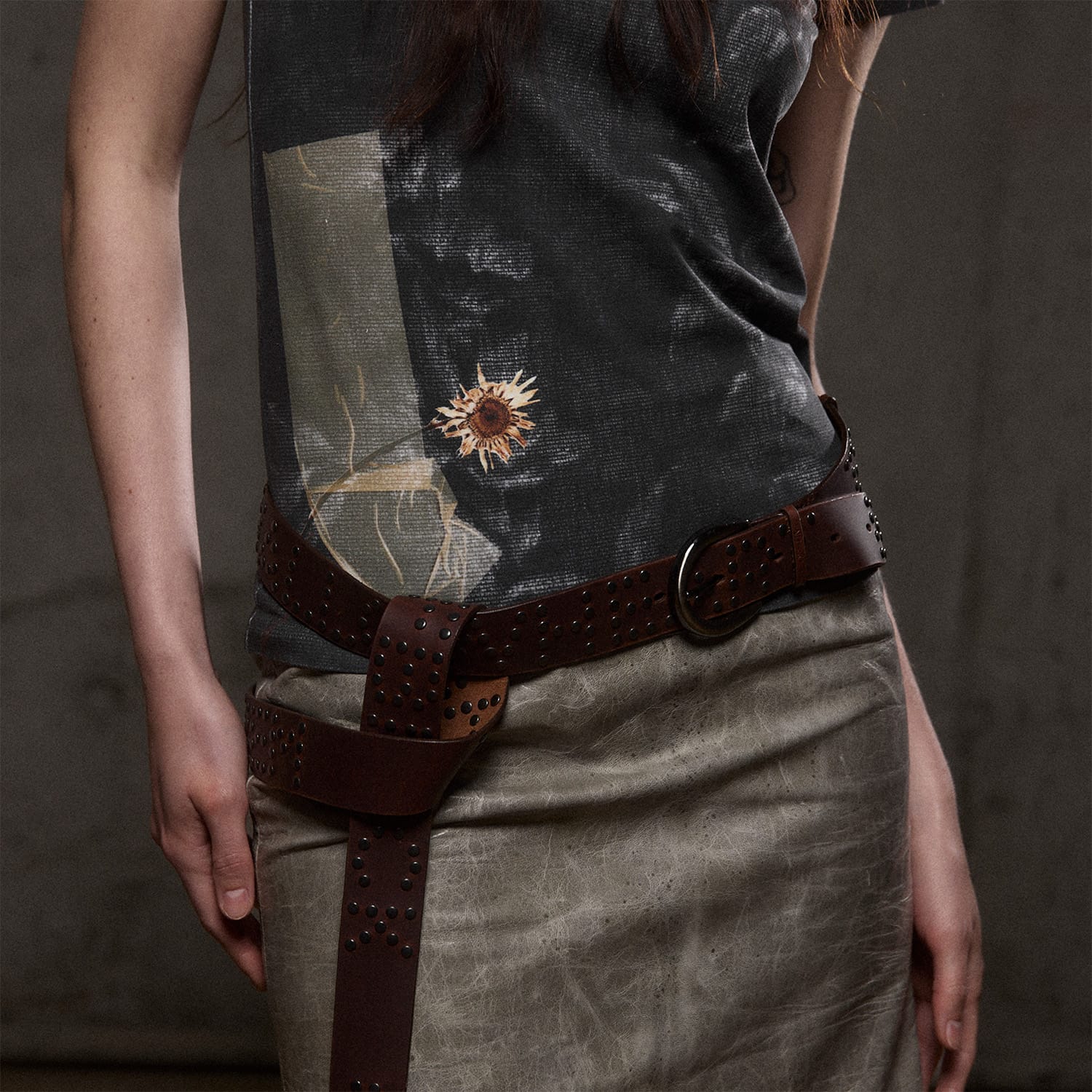 milk-of-lime-composition-babytee-top-schwarz image 2