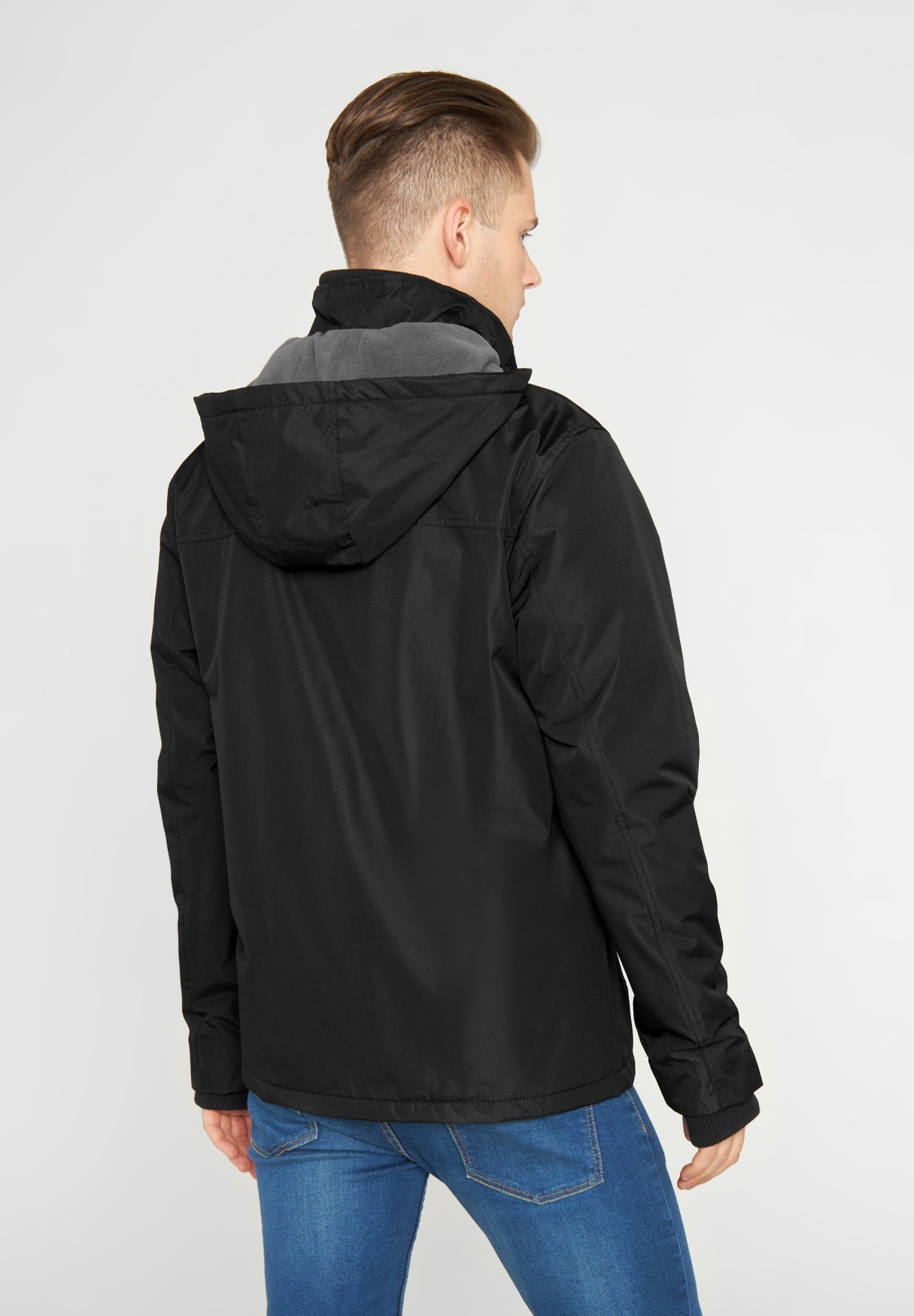 bench-hawn-herren-jacke-anorak-schwarz-mit-kapuze image 7