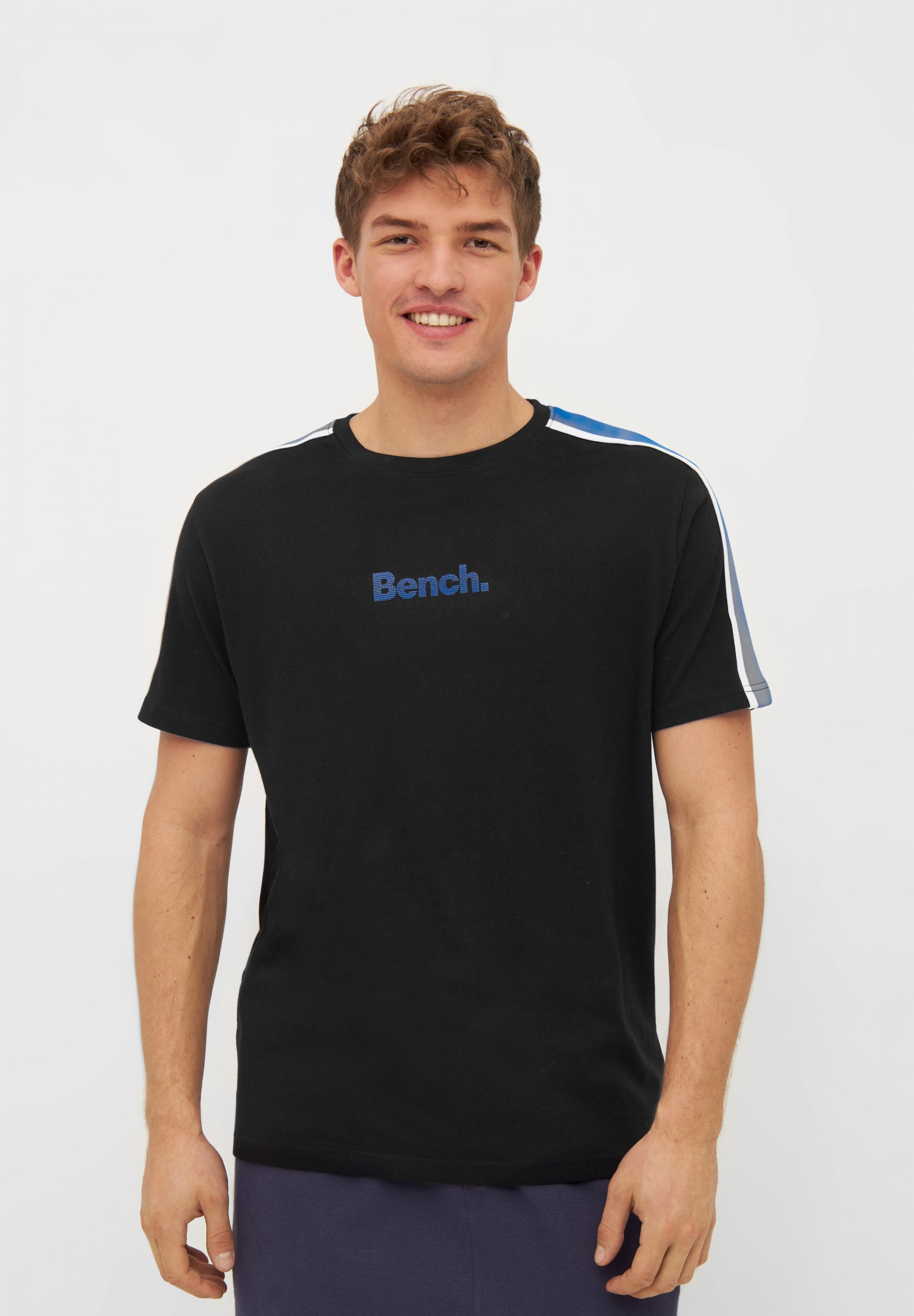 bench-sanja-t-shirt-herren-schwarz-mit-logo-druck image 7