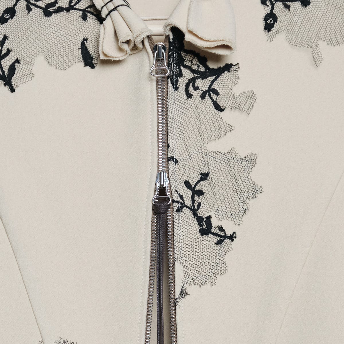 milk-of-lime-ripped-flag-top-damen image 2