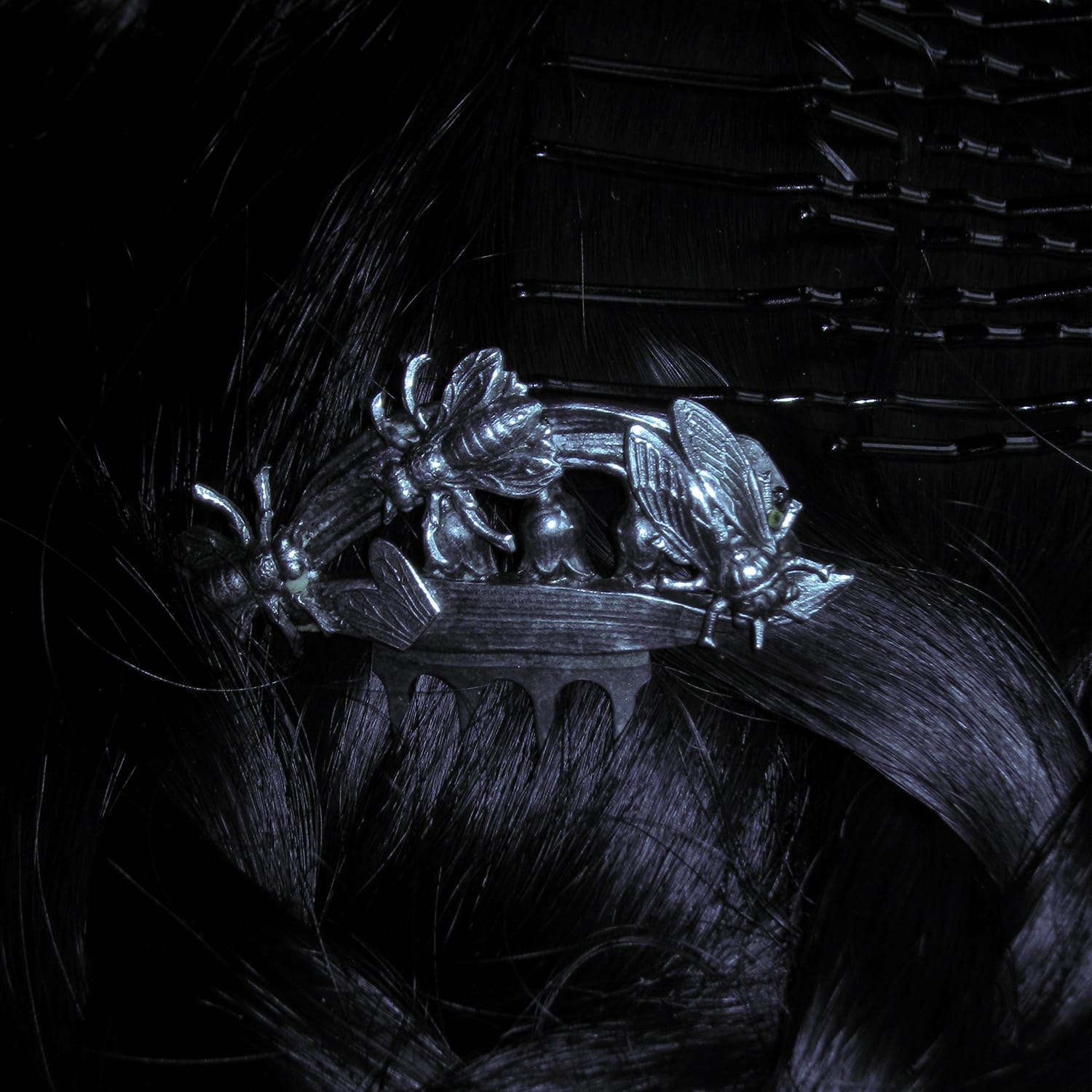 milk-of-lime-accessories-vanitas-hairpin-haarspange-gothic image 2