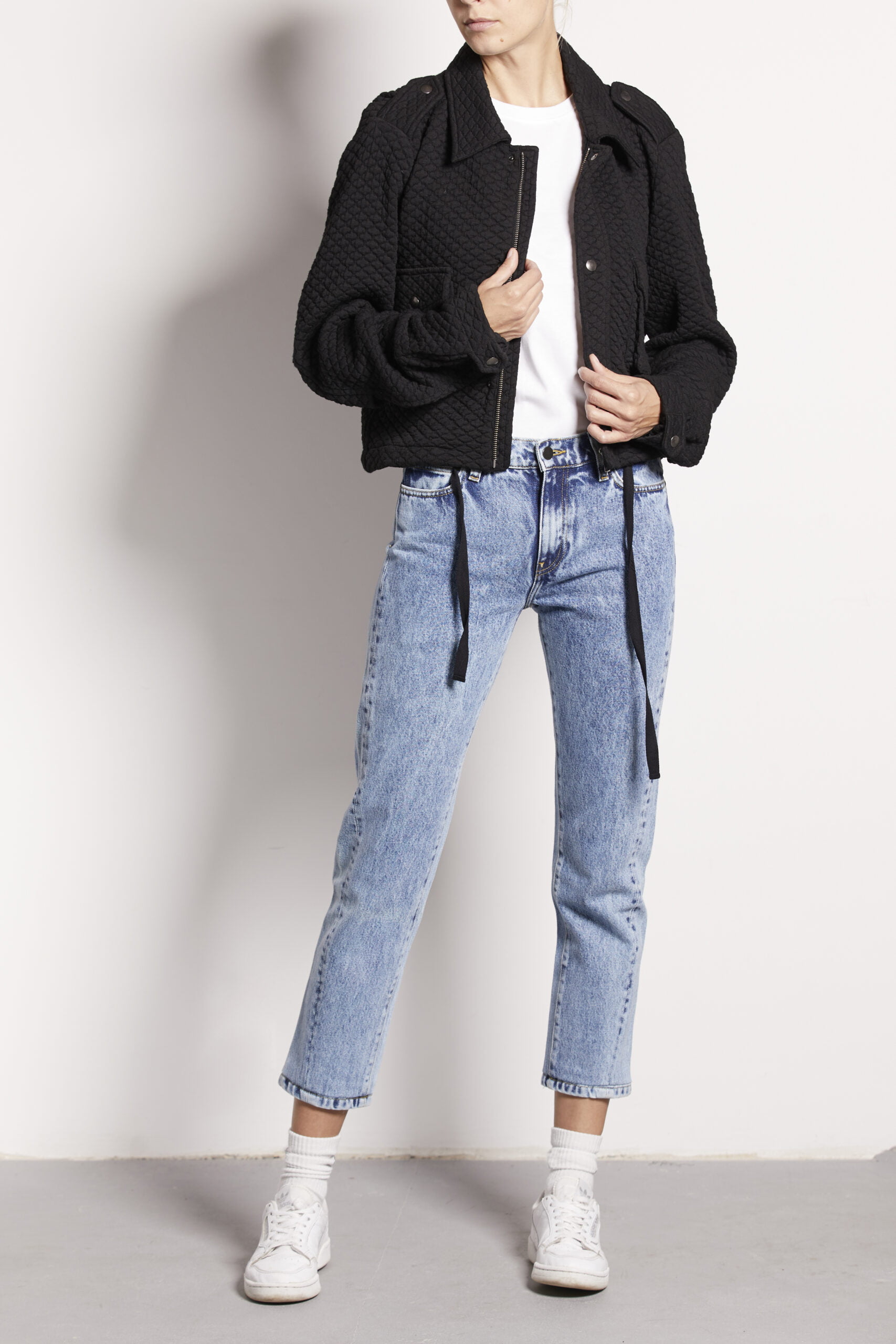 mariusz-przybylski-kurtka-kurze-jacke-schwarz-cropped image 2