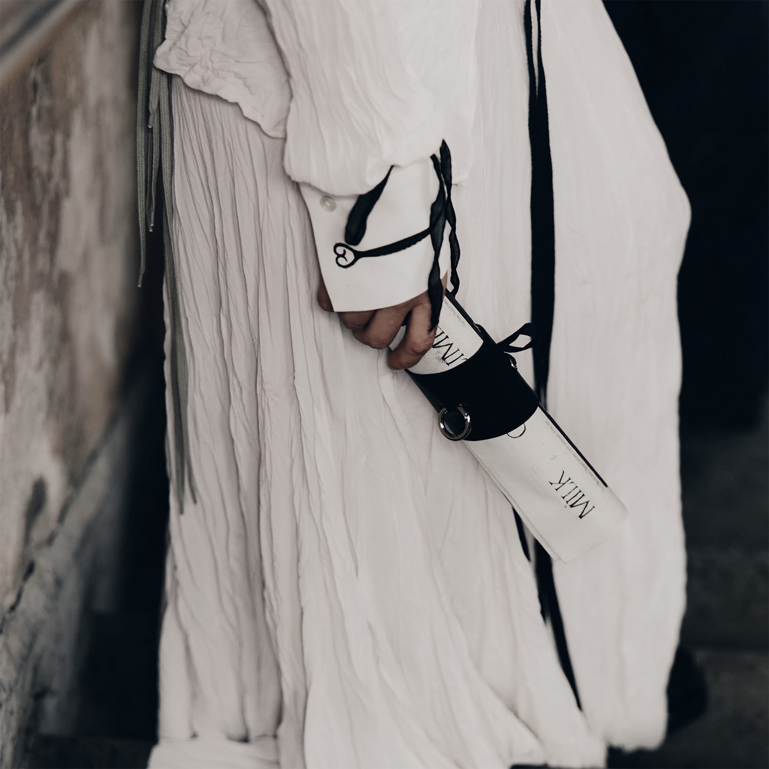 milk-of-lime-crinkled-shirt-hemd-white-ashes image 3