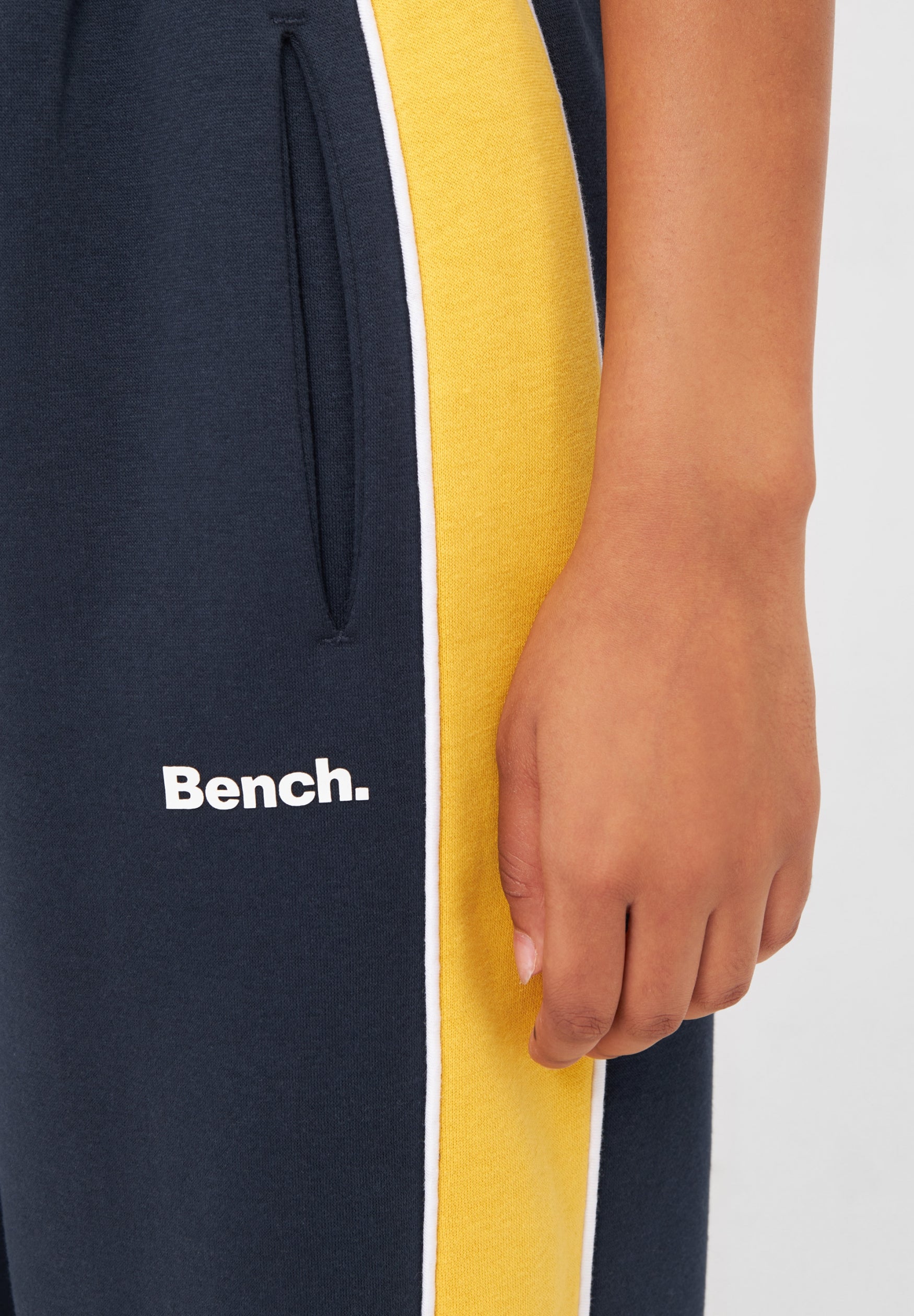bench-elline-jogginghose-damen-navy-weit-retro image 4