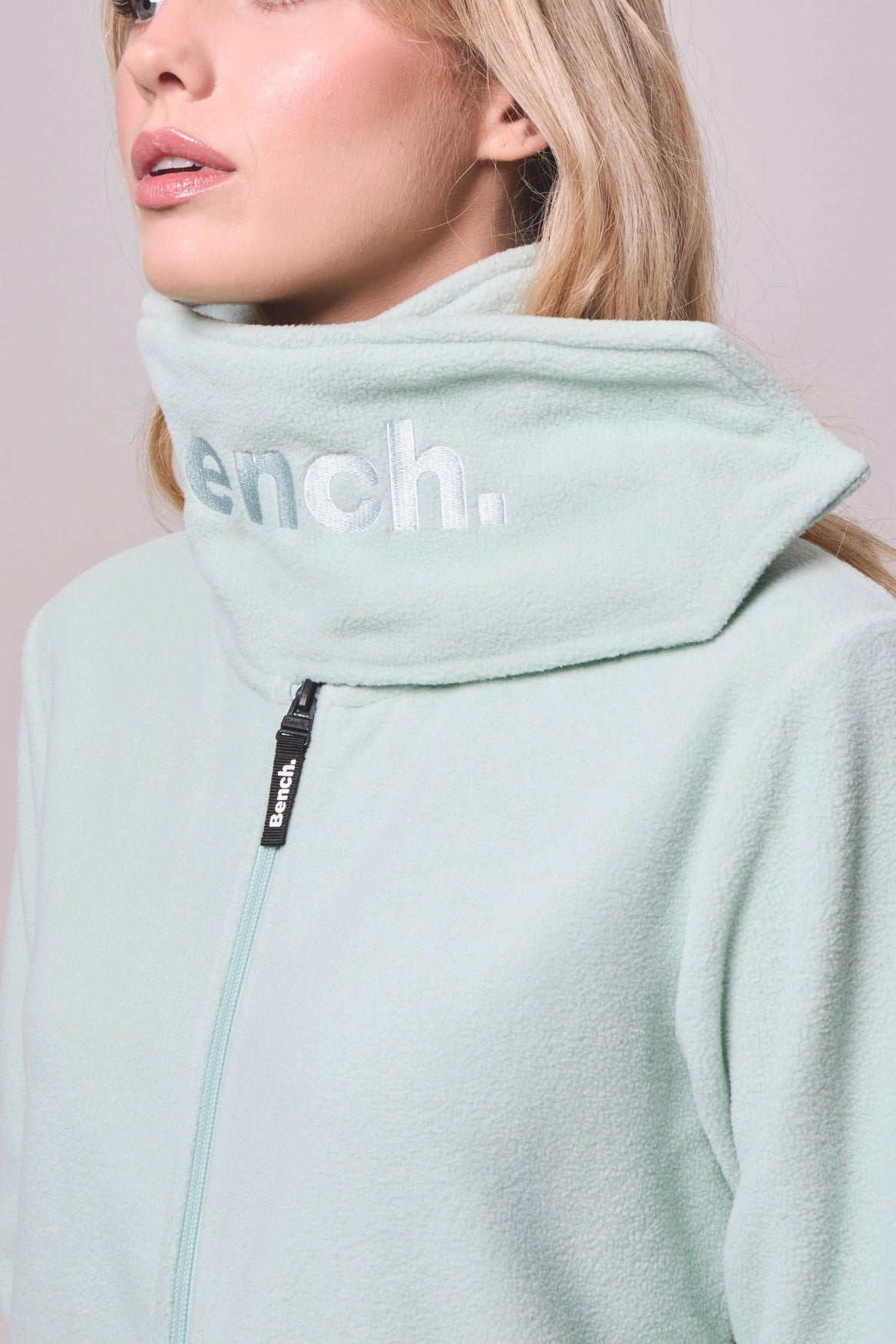 bench-funnel-fleecejacke-damen-hellgr-n-slim-fit image 4