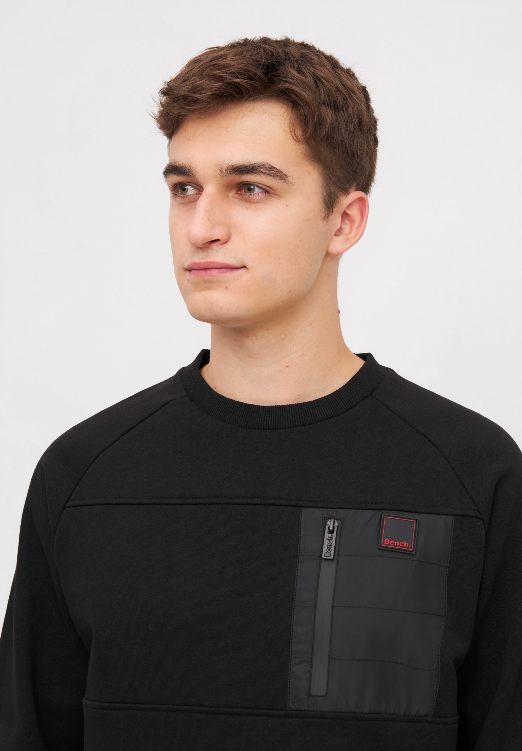 bench-marton-sweatshirt-herren-black-brusttasche image 4